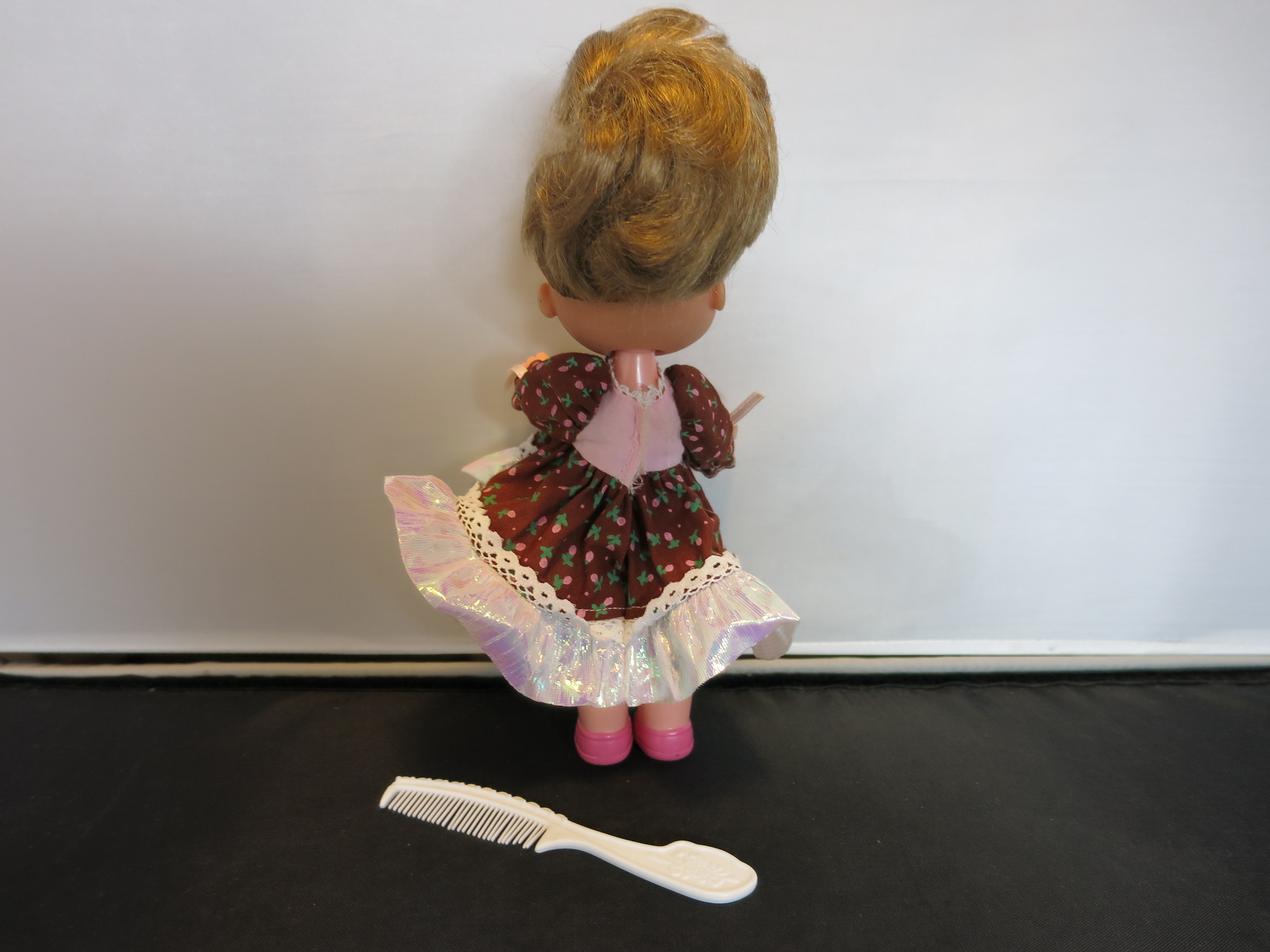 Cupcake Doll Original Mattel 1988 with comb