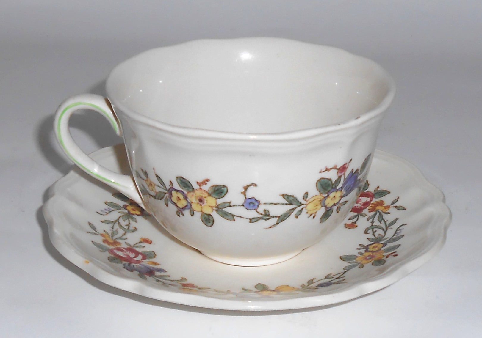 Royal Doulton China Leighton Cup & Saucer Set! MINT