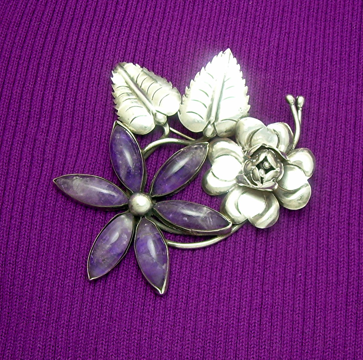 Brooch  Sterling Silver Amethyst Leaves flower Mexico