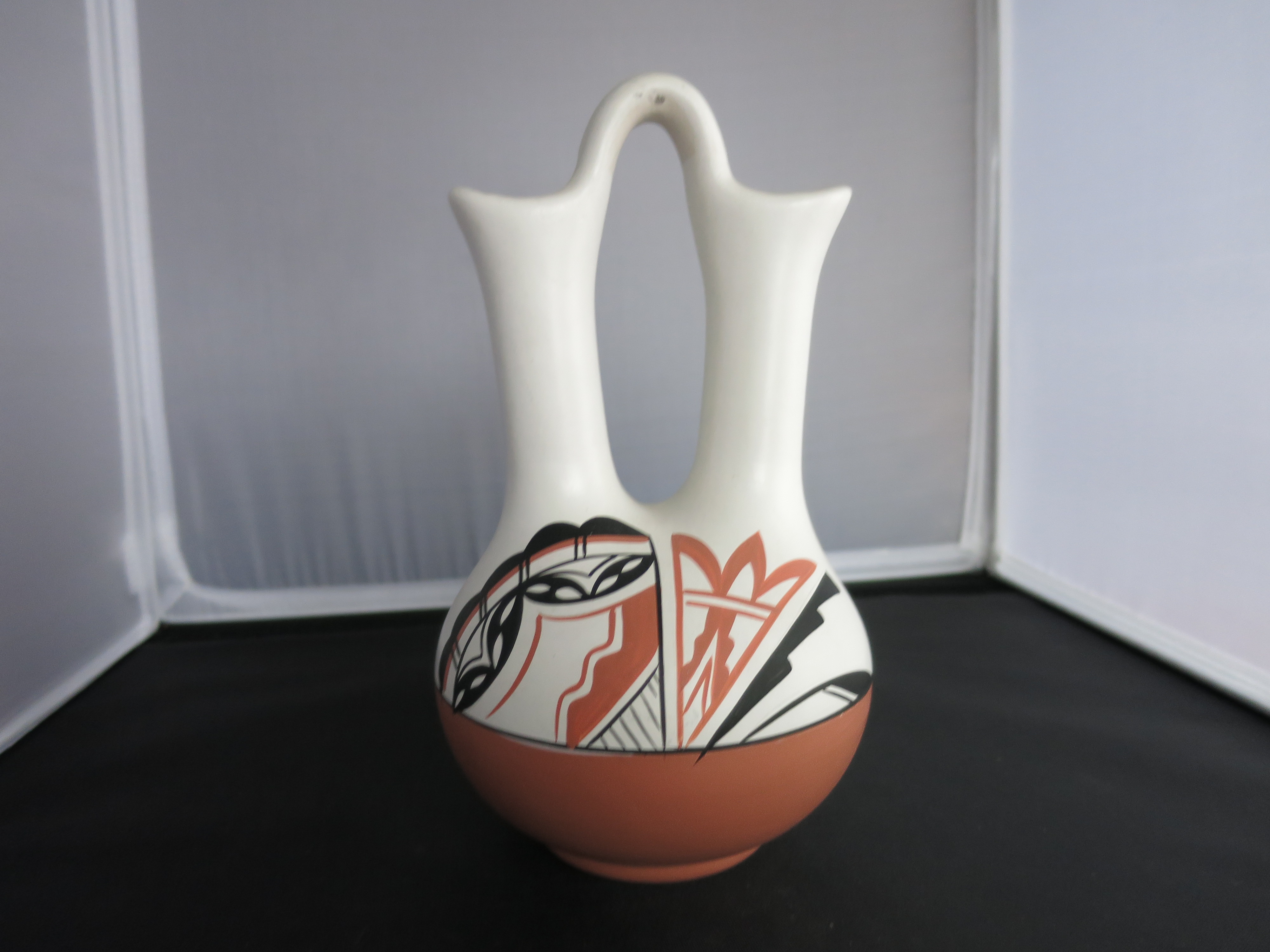 d tosa Dorela Tosa Jemez Navajo Wedding Vase signed