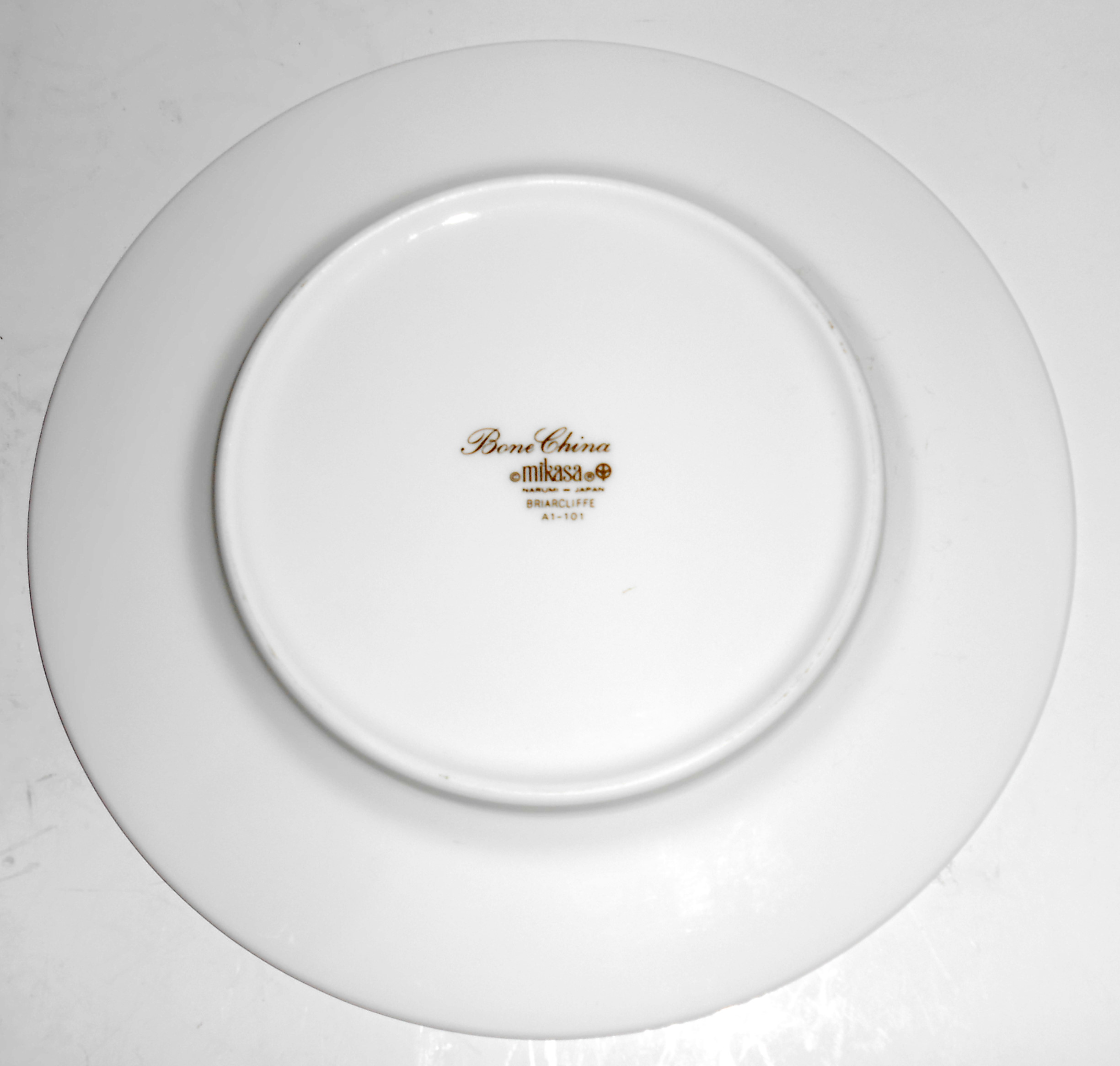 Mikasa Bone China Platinum Band Briarcliffe Salad Plate