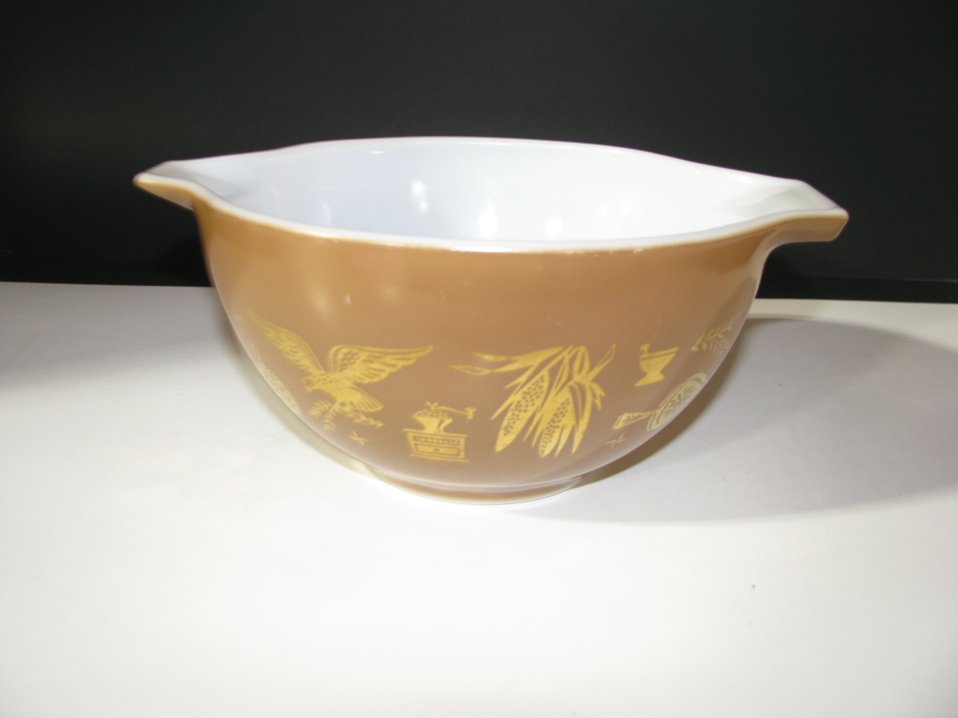 Vintage Pyrex Early American 441 Cinderella Bowl