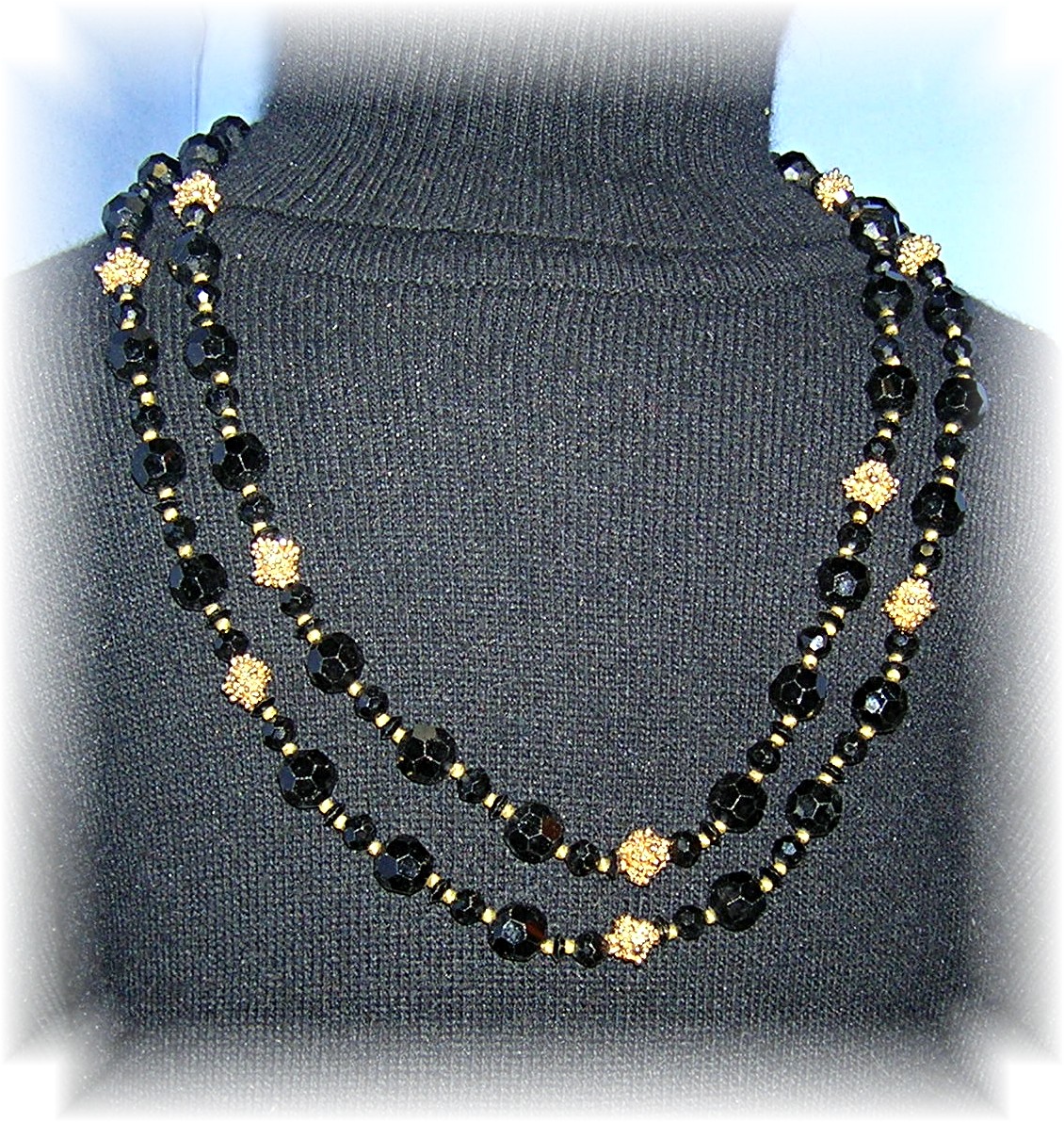 Black Jet Glass Facetted Vintage Necklace...