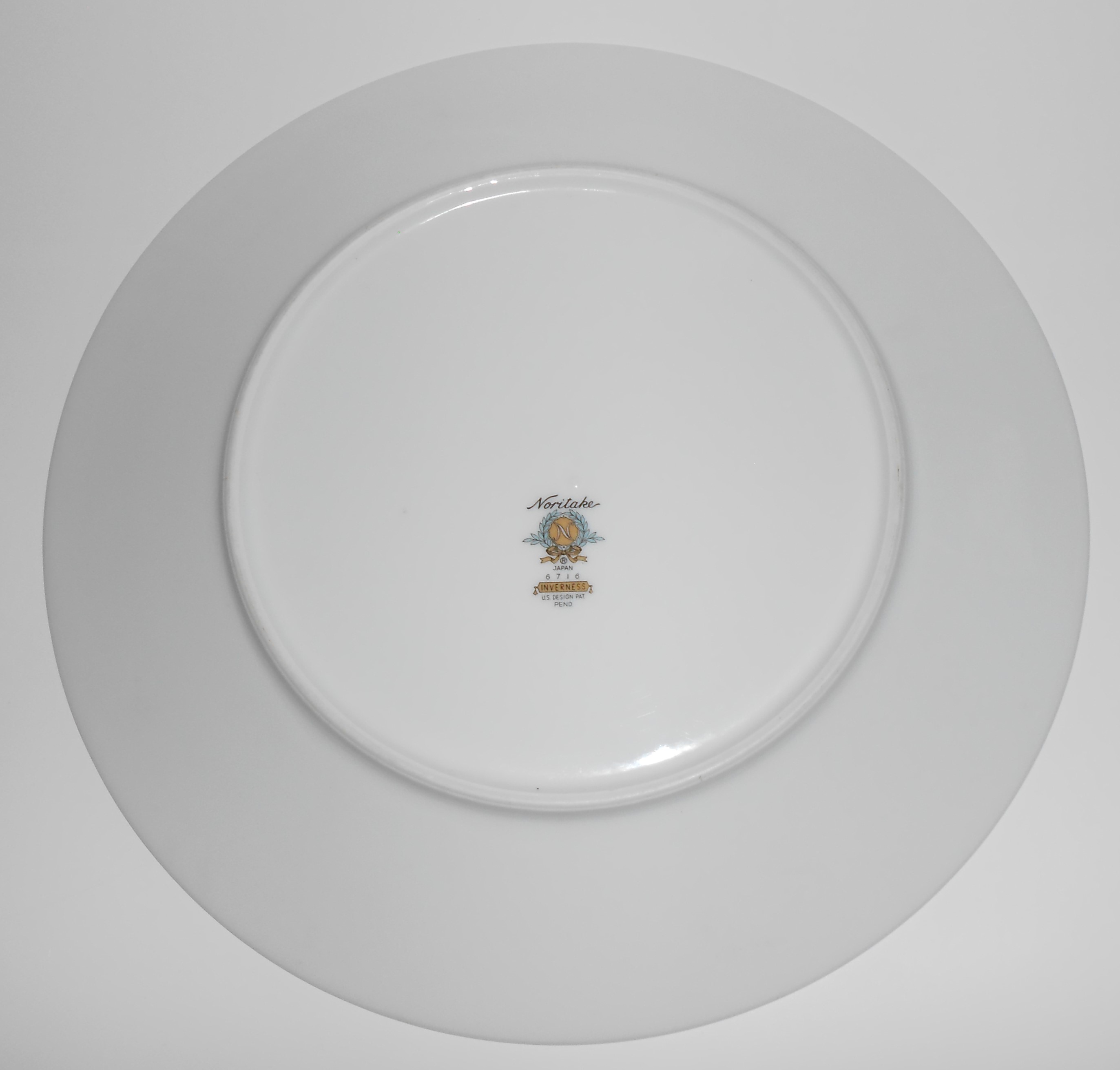 Noritake Porcelain China 6716 Inverness w/Platinum Dinn