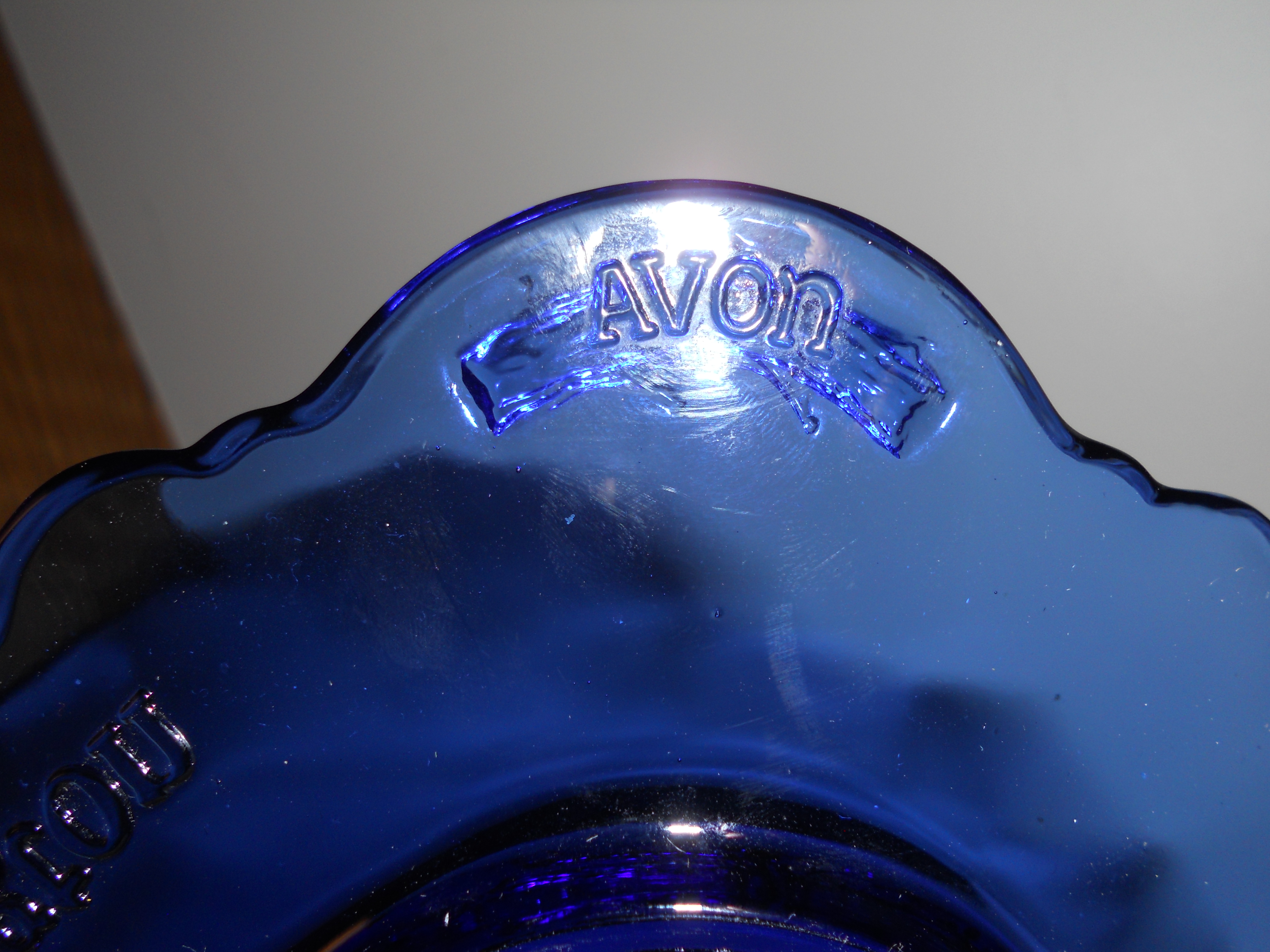 Avon Mount Vernon Platter Cobalt Blue Glass