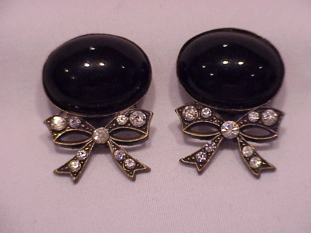 Black Glass Cabachon And Rhinestone Bow Clip Earrings