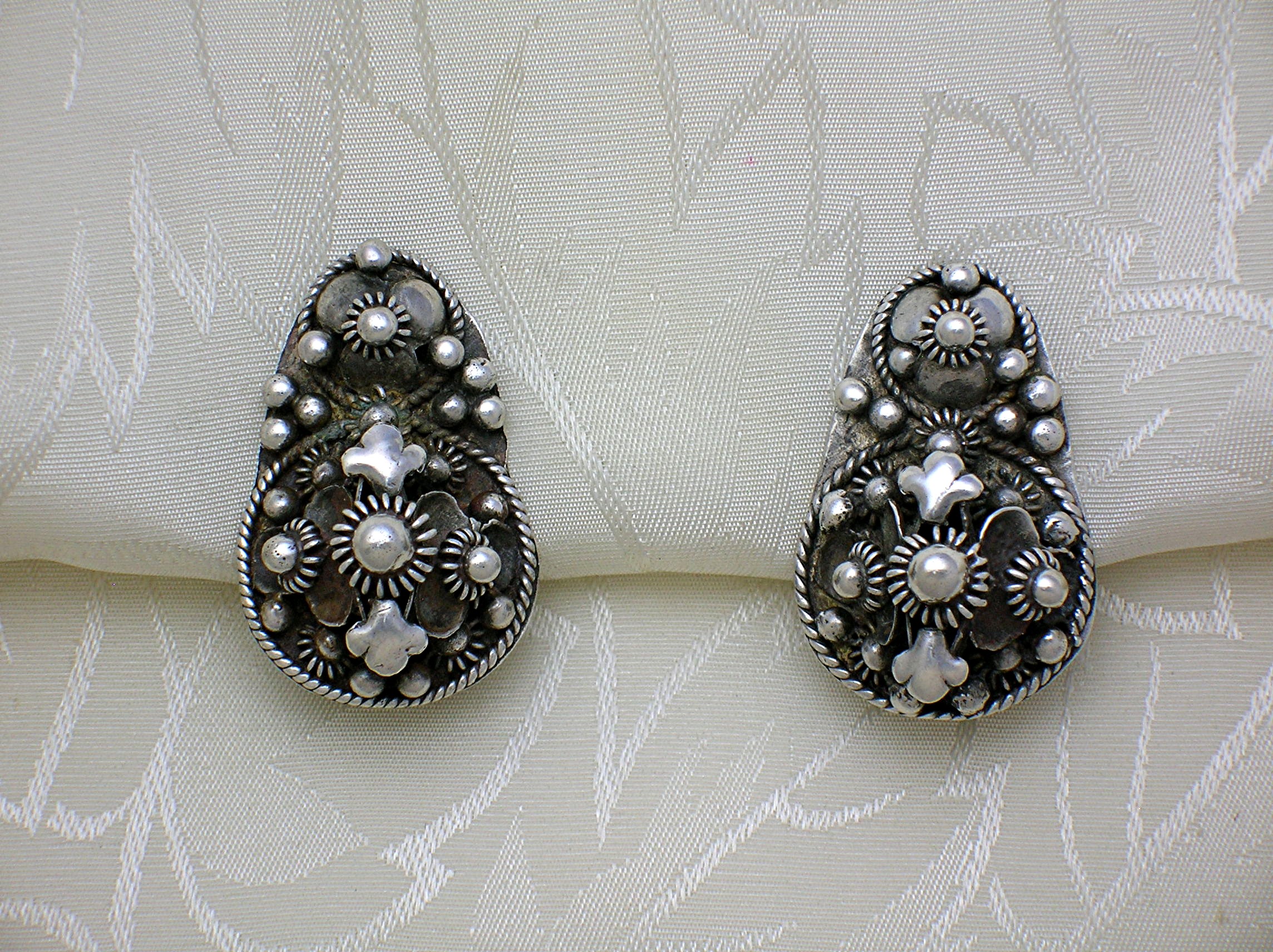 Sterling Silver Antique 939 Clip Signed Earrings