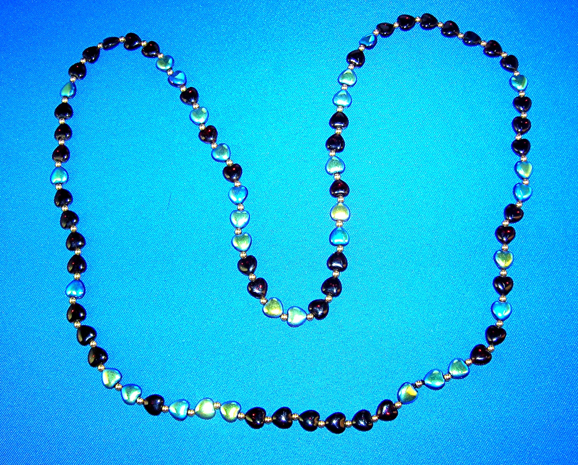 14K Gold Glass Heart Cranberry Irridescent Blue Beads