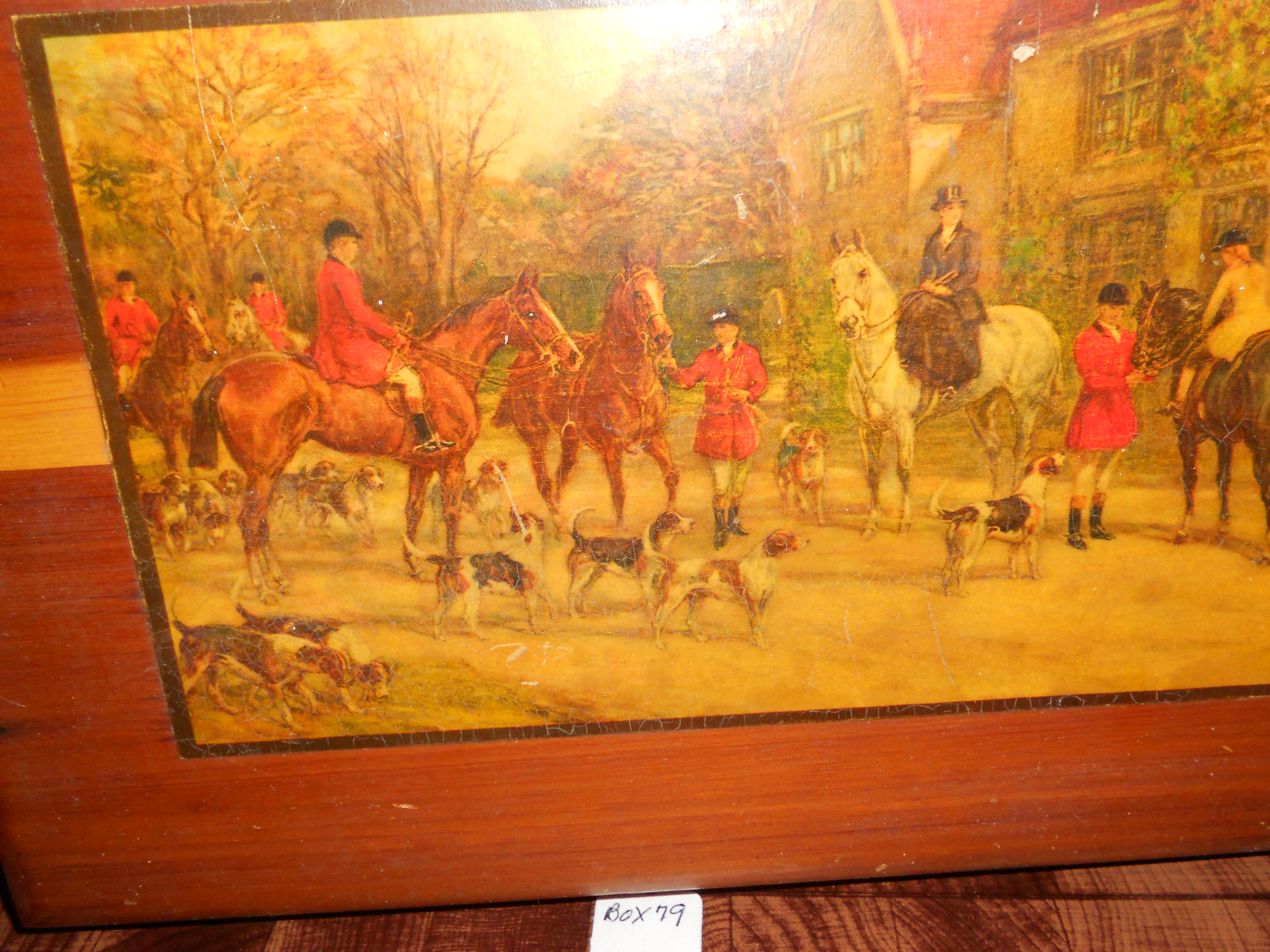Wood Box dovetail with English Hunting Scene