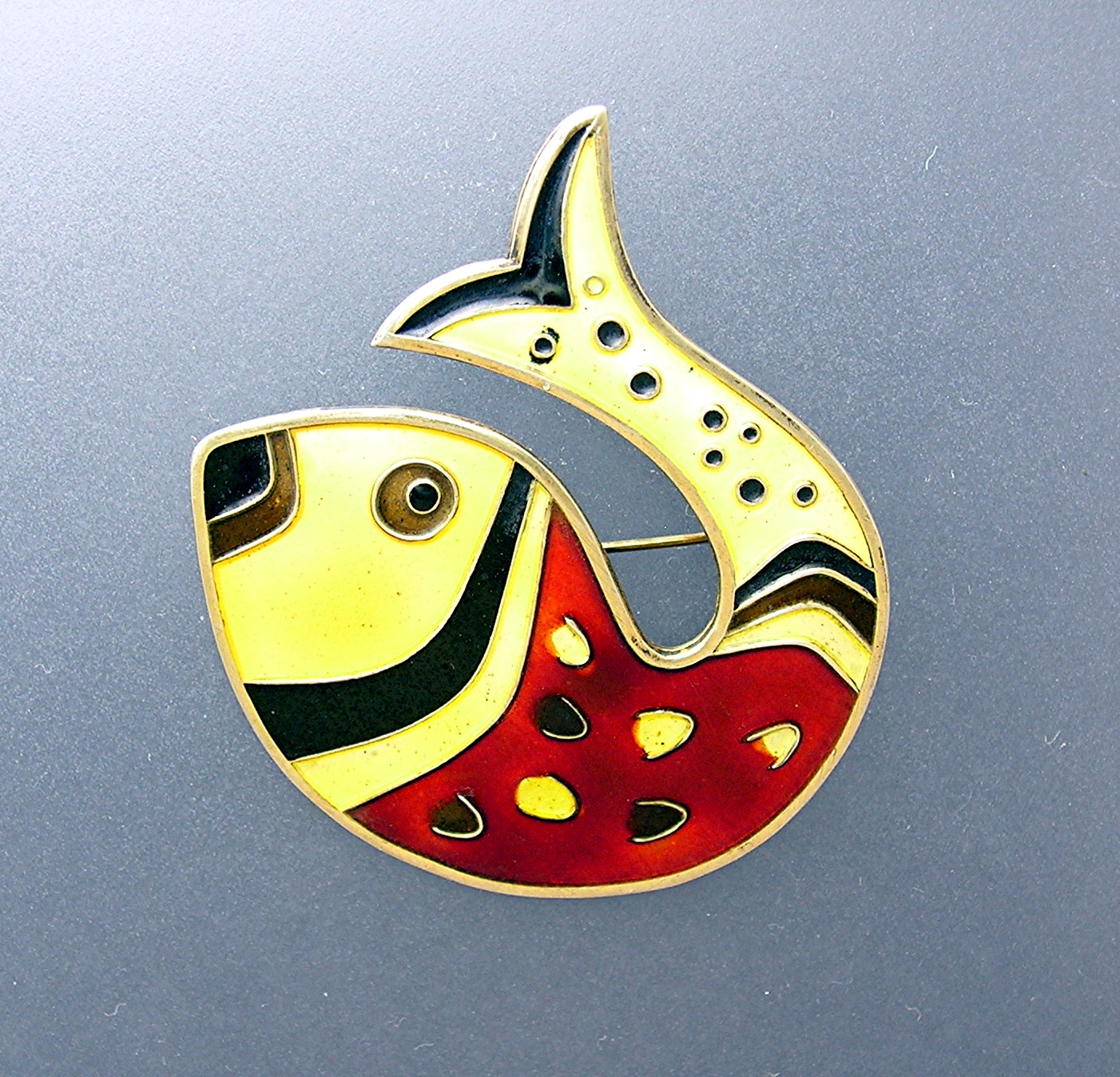 Sterling Silver Vermeil Enamel D-A Norway Fish Pin.