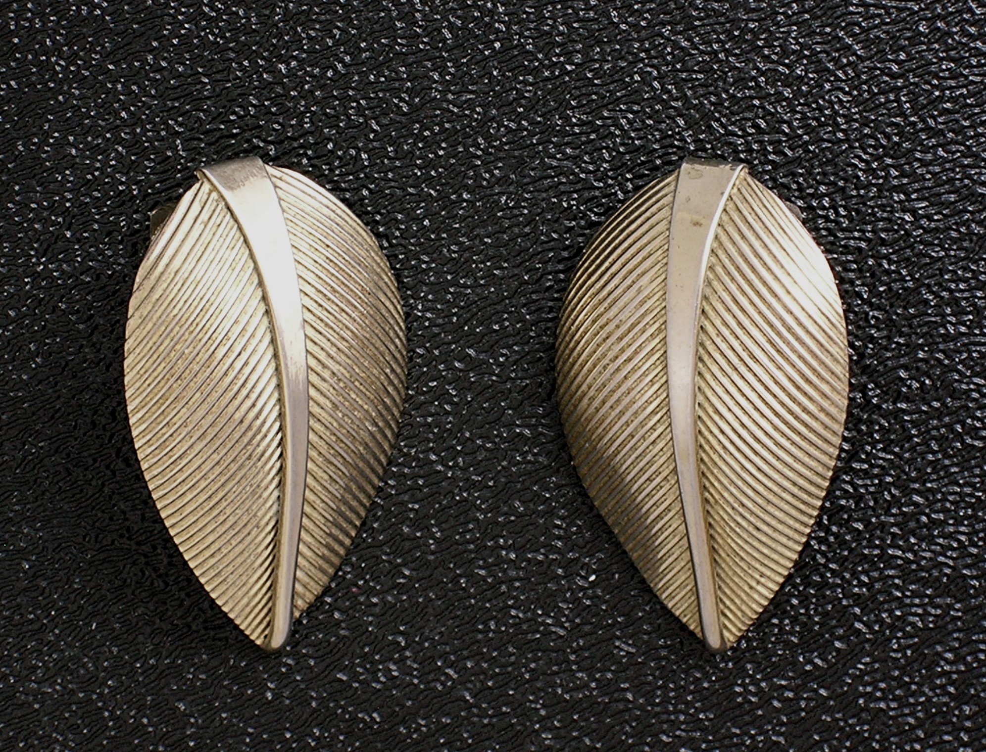 Earrings Napier Sterling Silver Gold Vermeil Leaf Clip