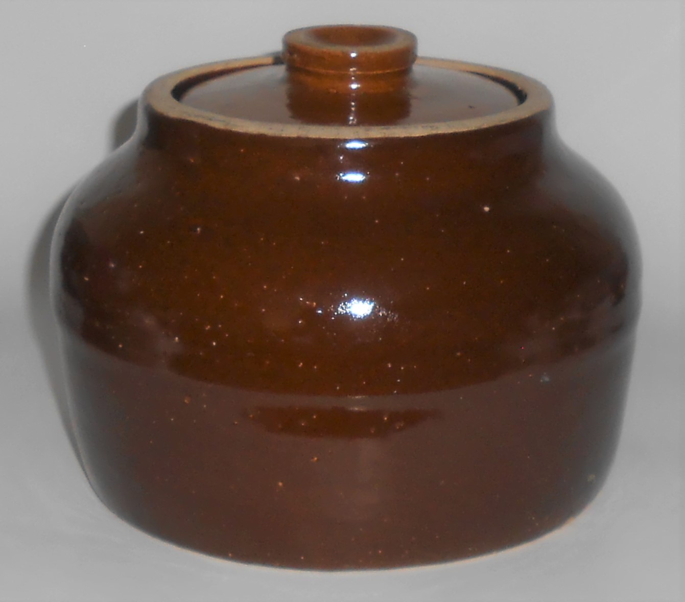 Bauer Pottery Plain Ware 2 Quart Brown Bean Pot