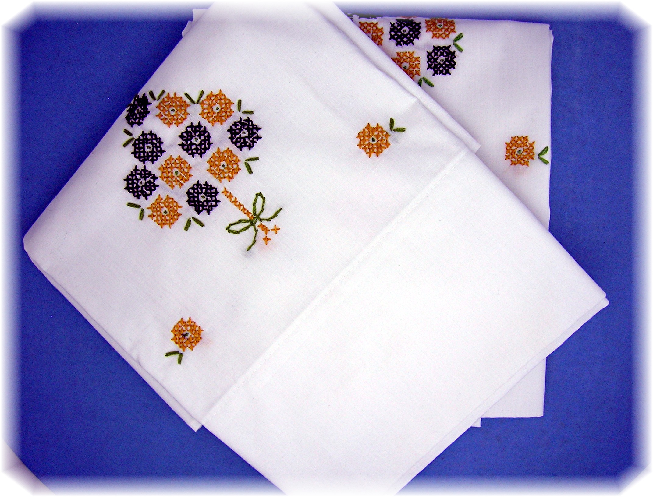 Embroidered Cotton Pillow Cases 1 Pair