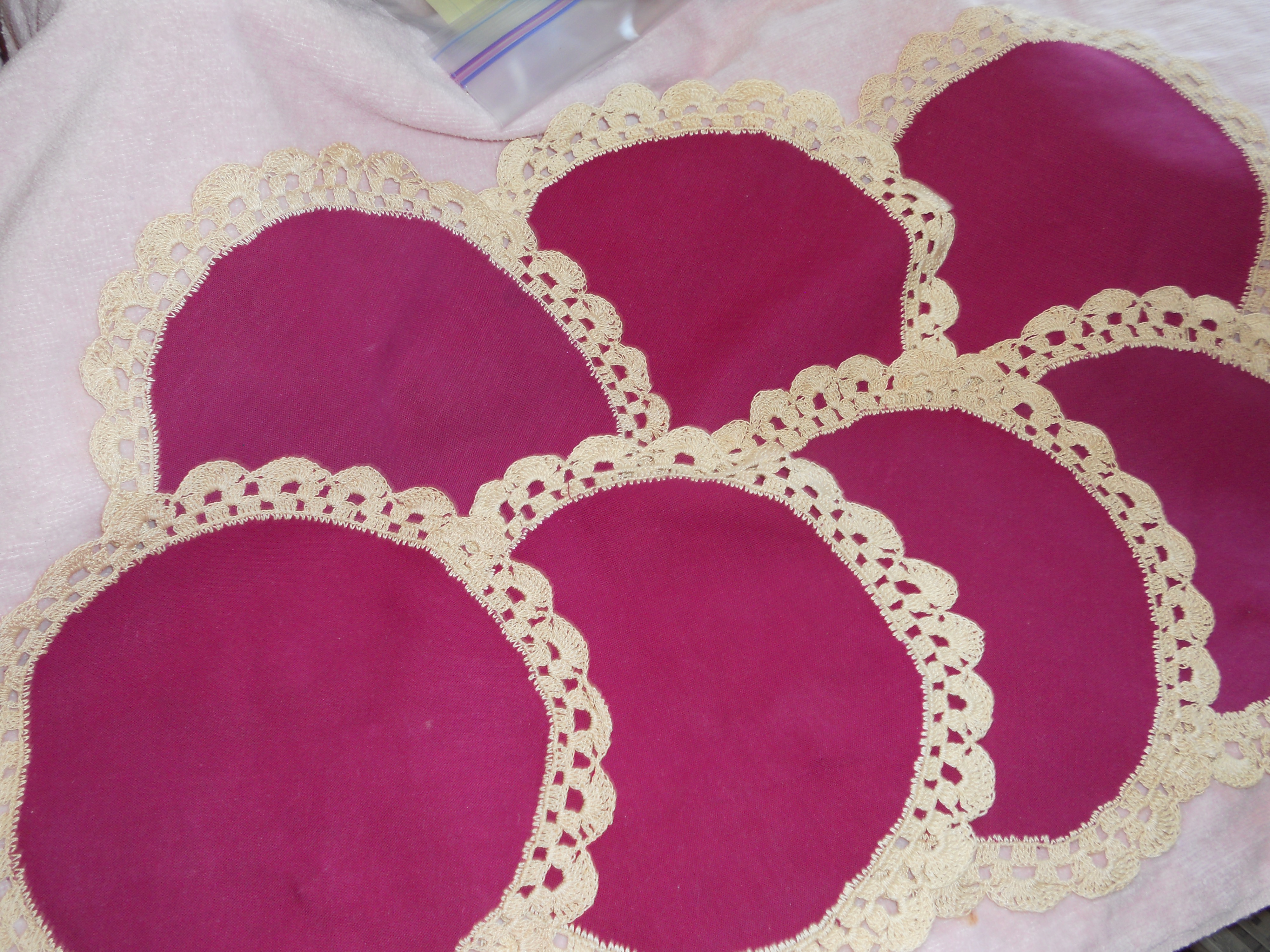 Linen Doily Set of 7 Burgundy