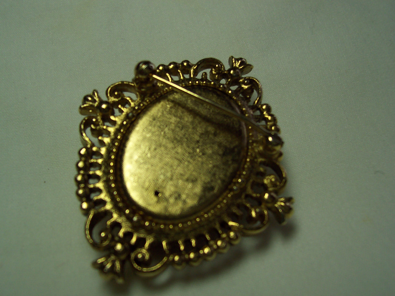 Avon Cameo Locket Perfume Pin Gold Tone