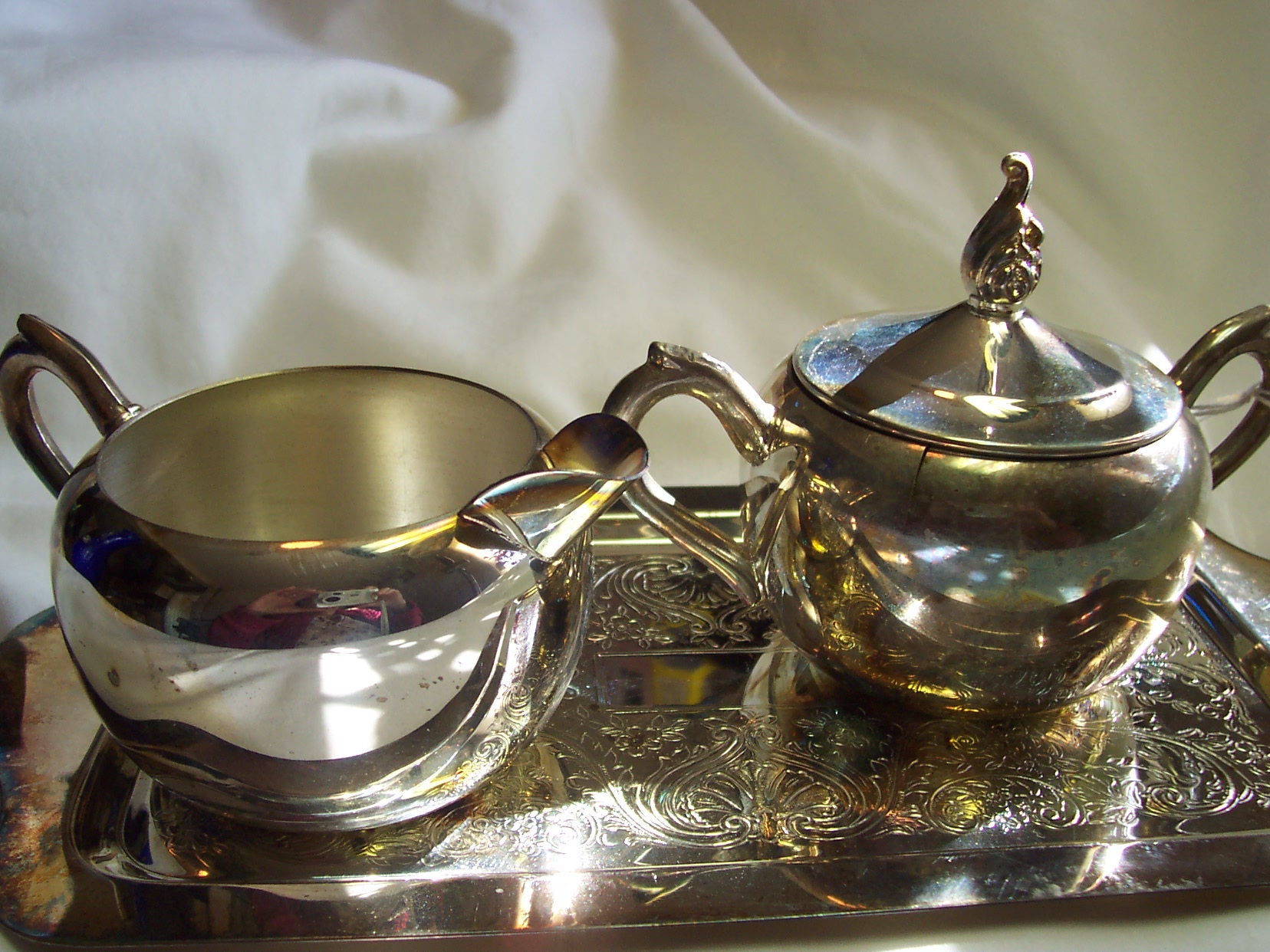 Rogers Silver Plated Creamer Sugar Tray Set