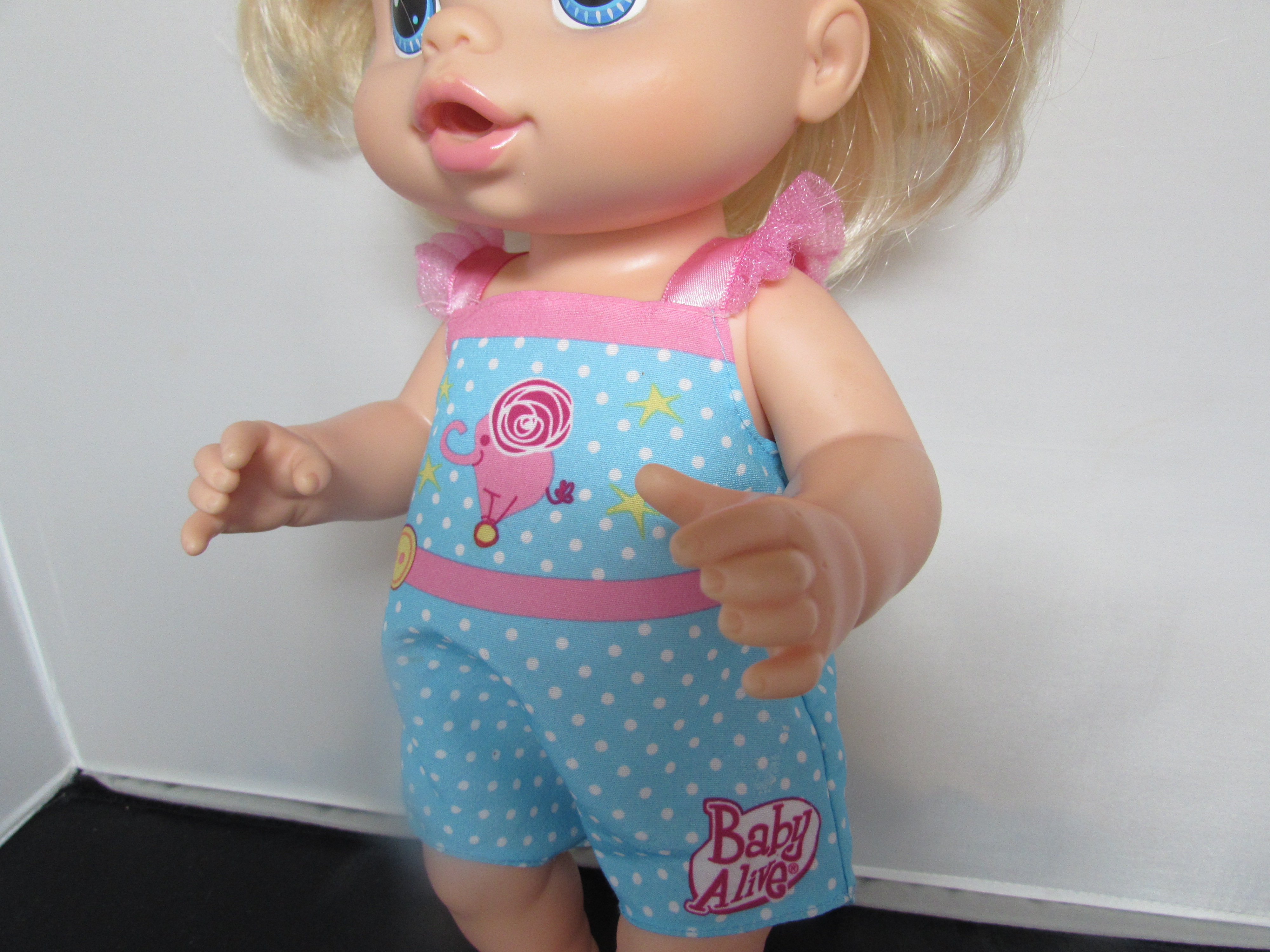 Baby Alive Doll 2008 Hasbro 13 inch Drinks and Wets