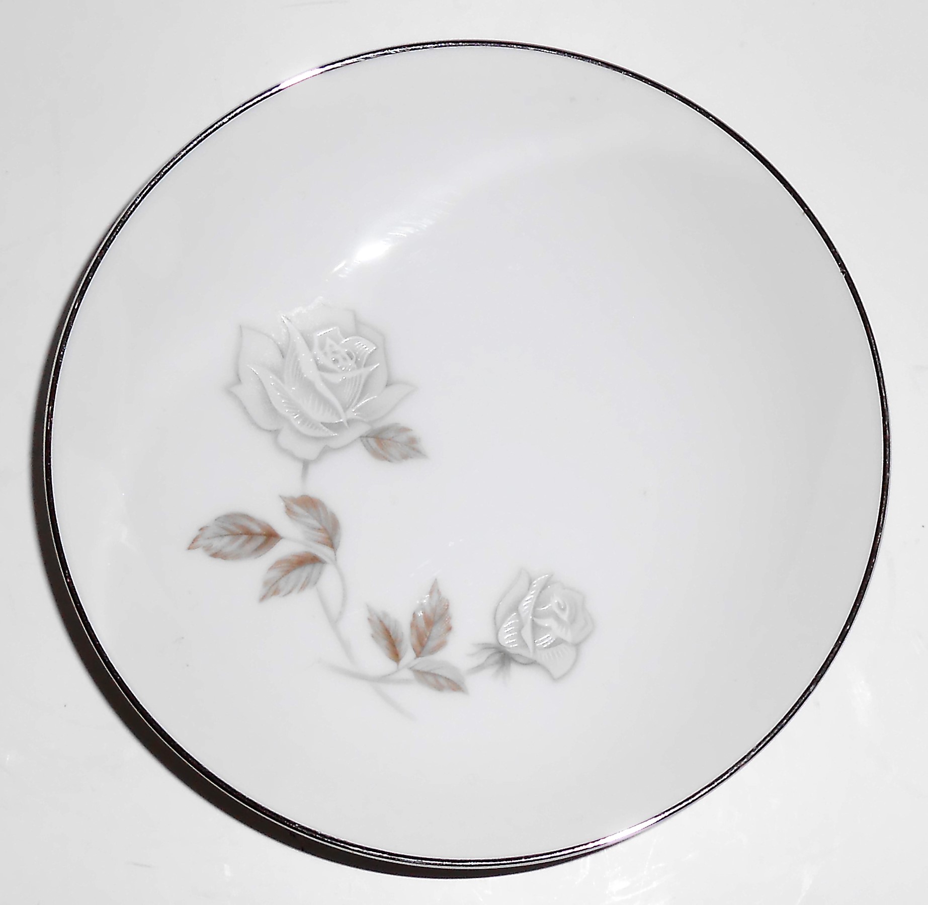 Noritake Porcelain China Rosay w/Platinum Fruit Bowl