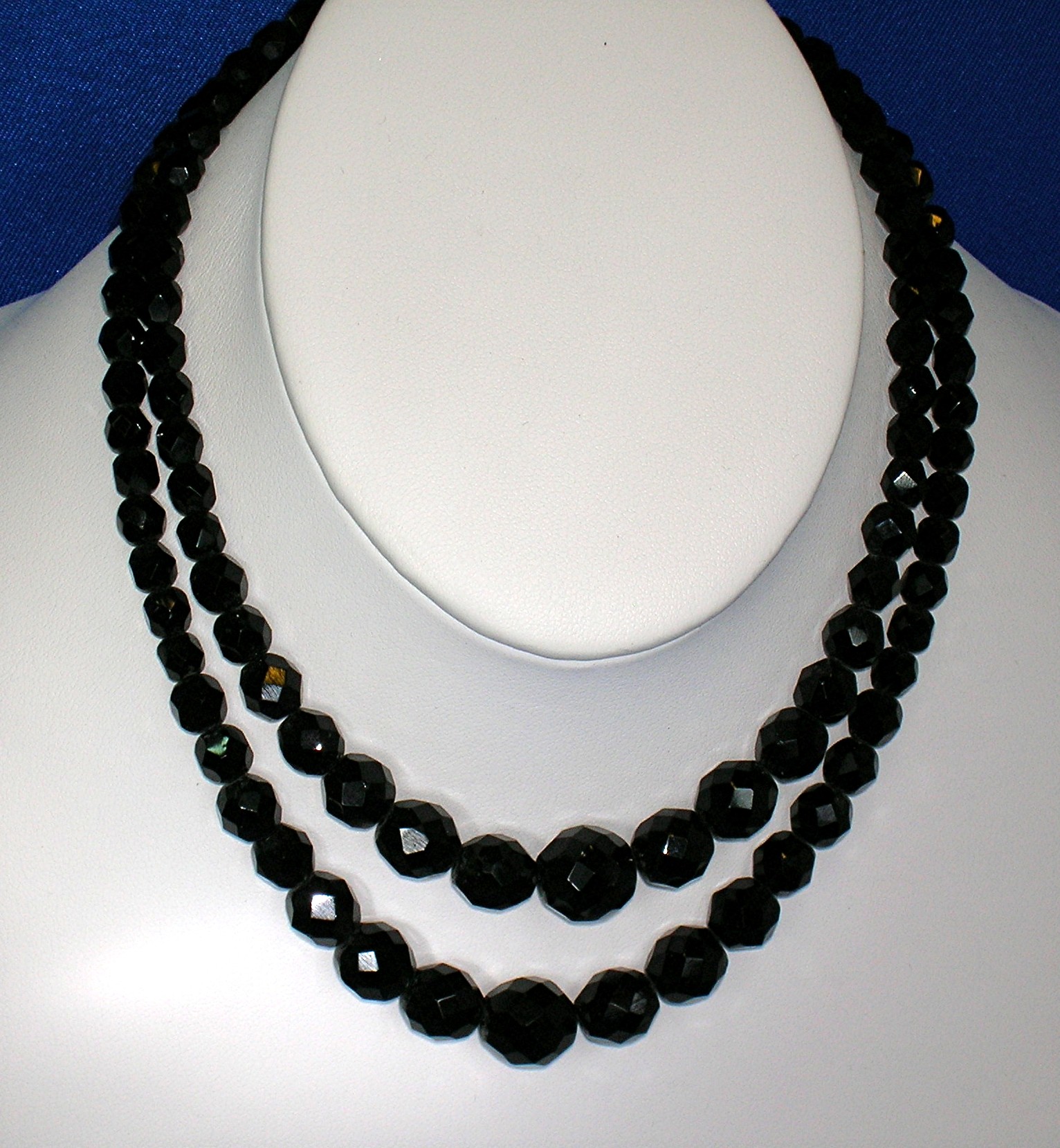 Black Jet Glass 2 Strands Faceted Beads LAGUNA
