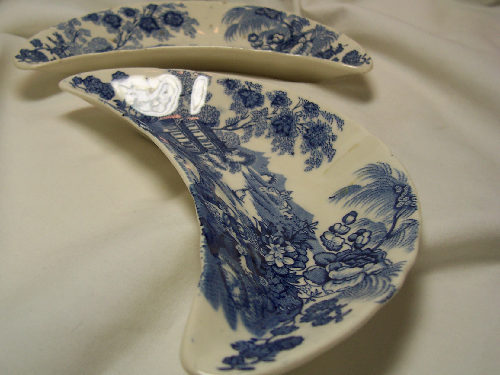Royal Staffordshire Tonquin Bone Dish set