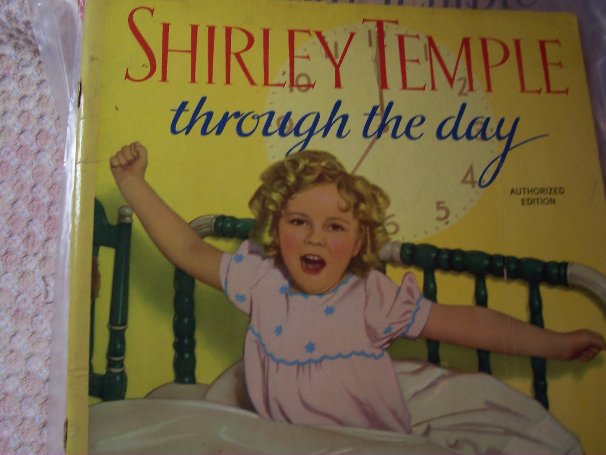 Shirley Temple Through the Dayok Saalfield