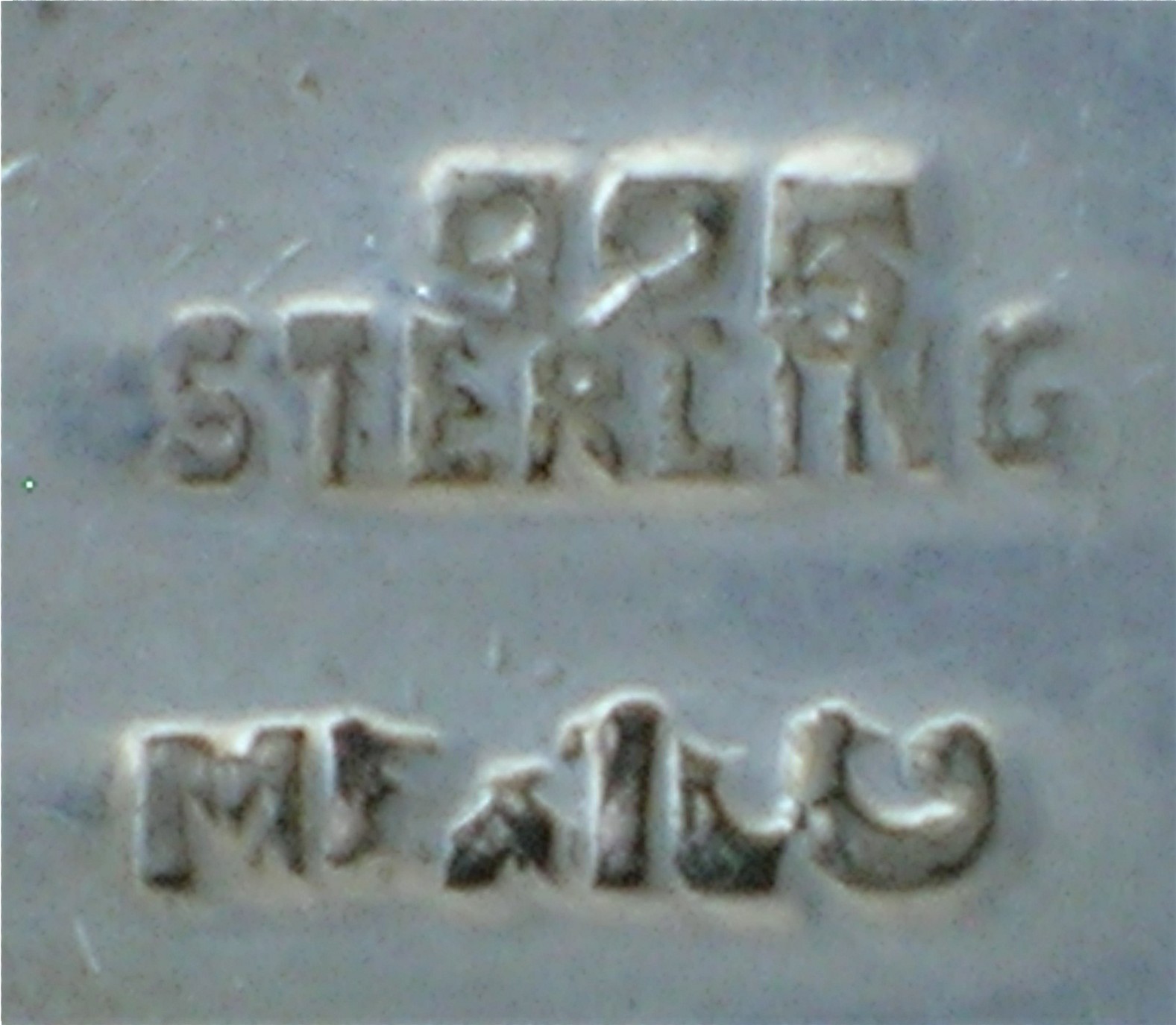 Sterling Silver Mexico Necklace 17 Inches