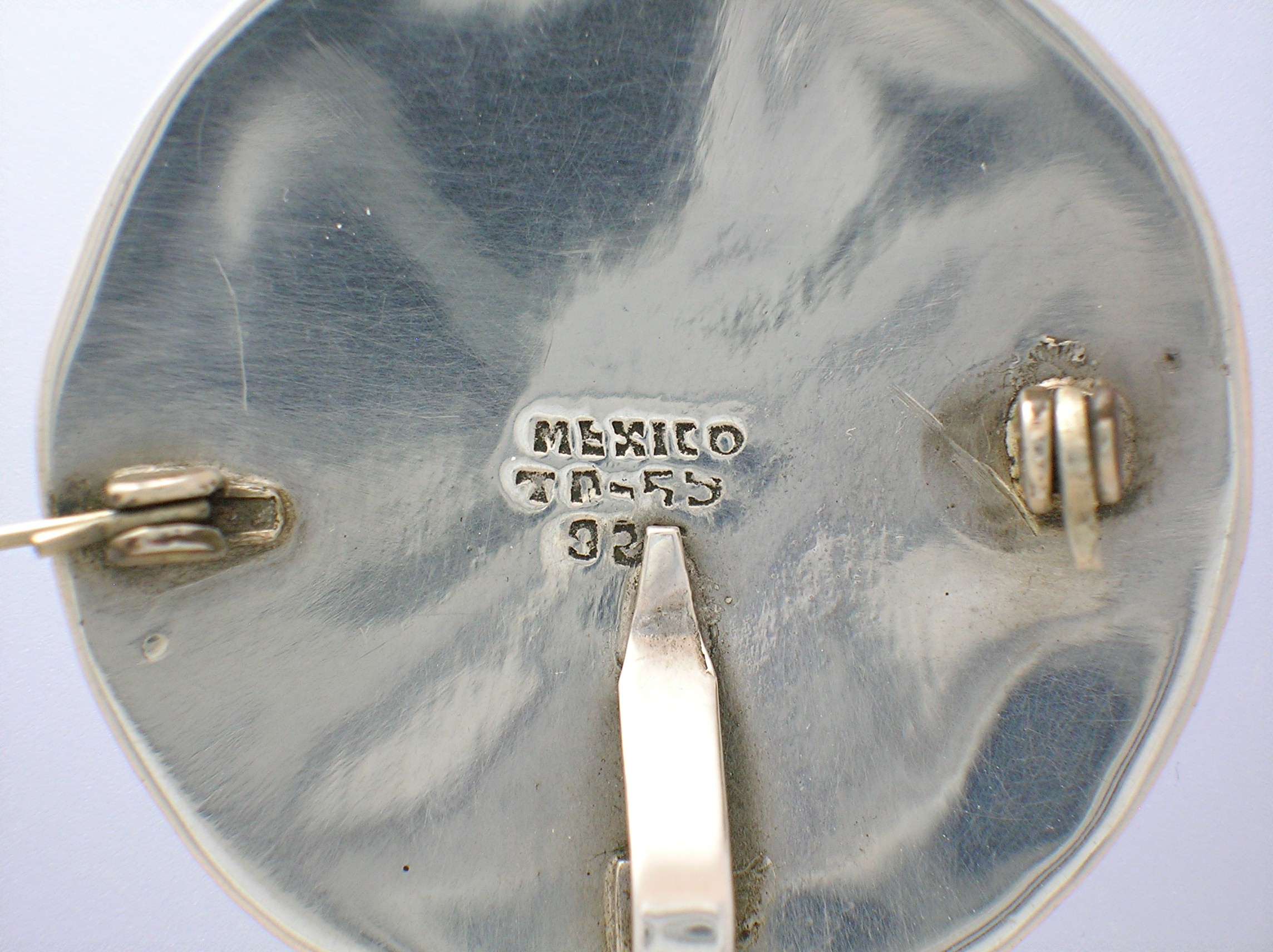 Sterling Silver Taxco Mother of Pearl Inlay Pin