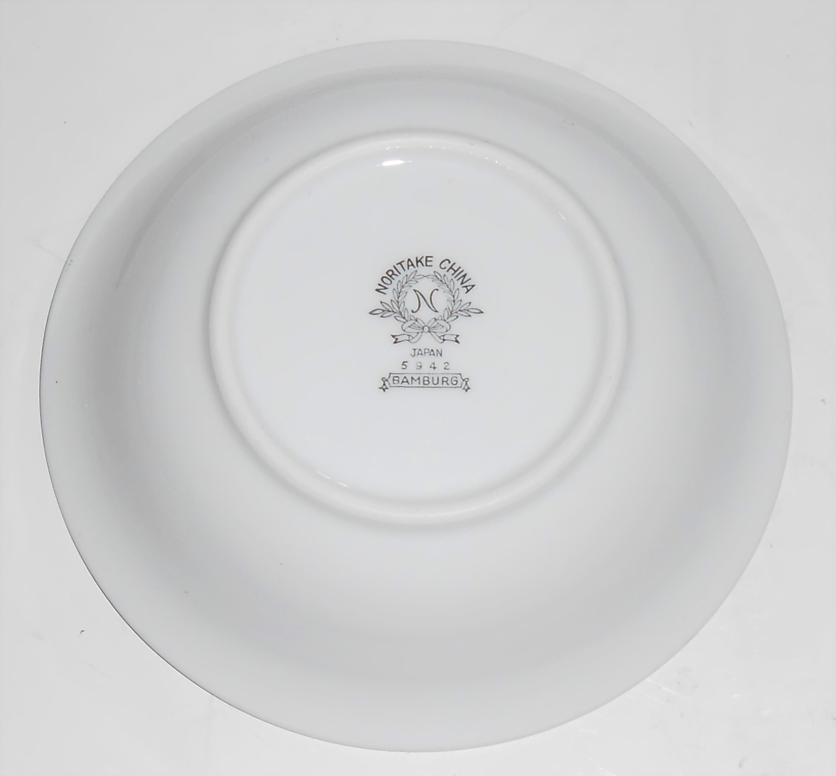 Noritake Porcelain China 5942 Bamburg w/Platinum Fruit