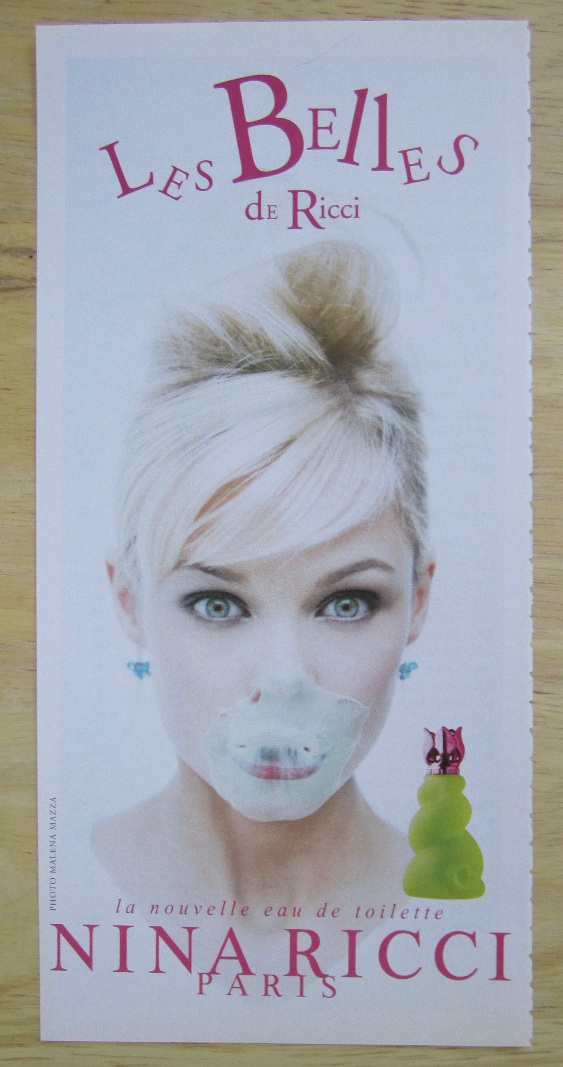 2004 Nina Ricci Perfume w/ Les Belles De Ricci & Woman