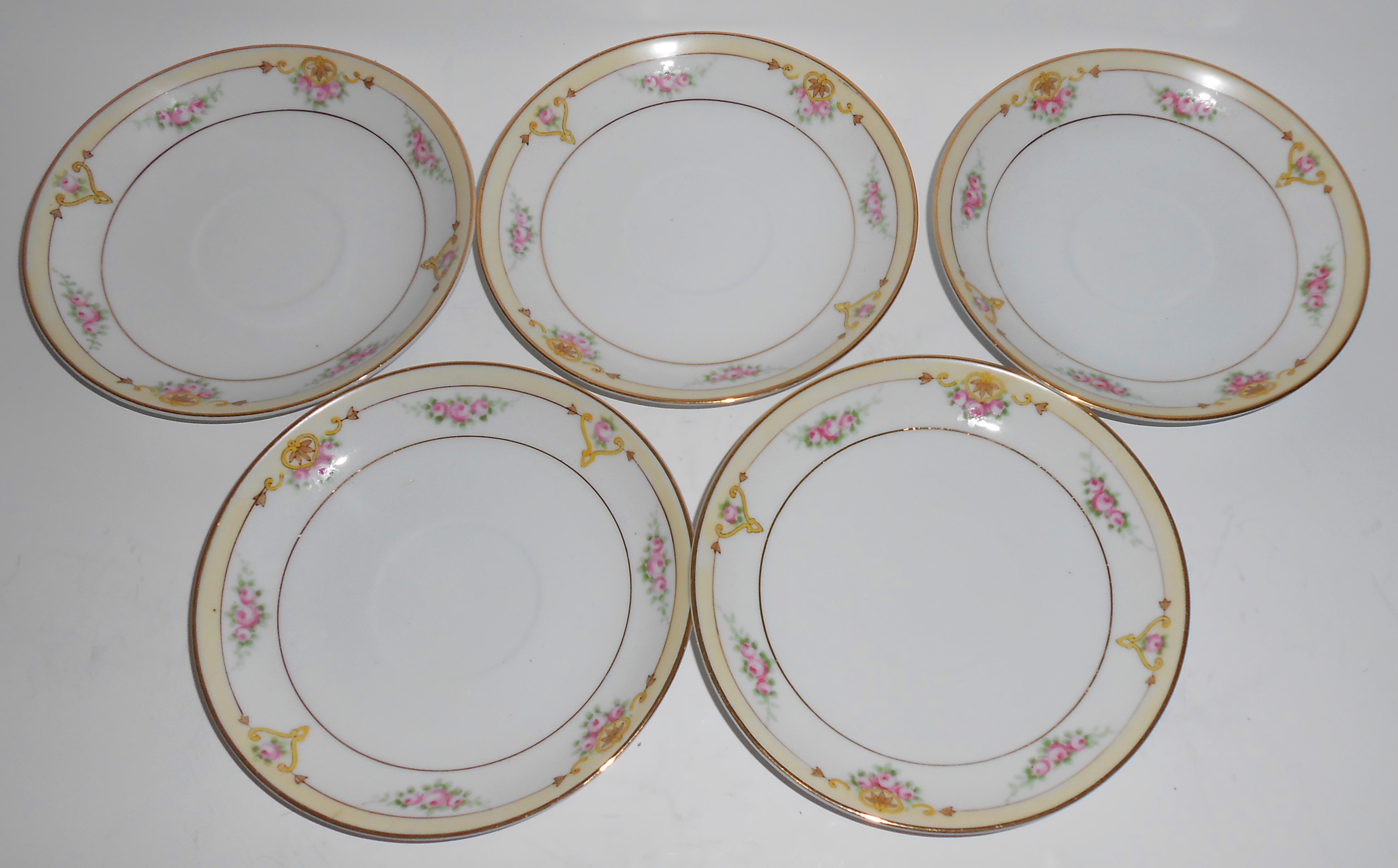 Noritake Nippon Porcelain China Floral/Gold Set/5 Sauc