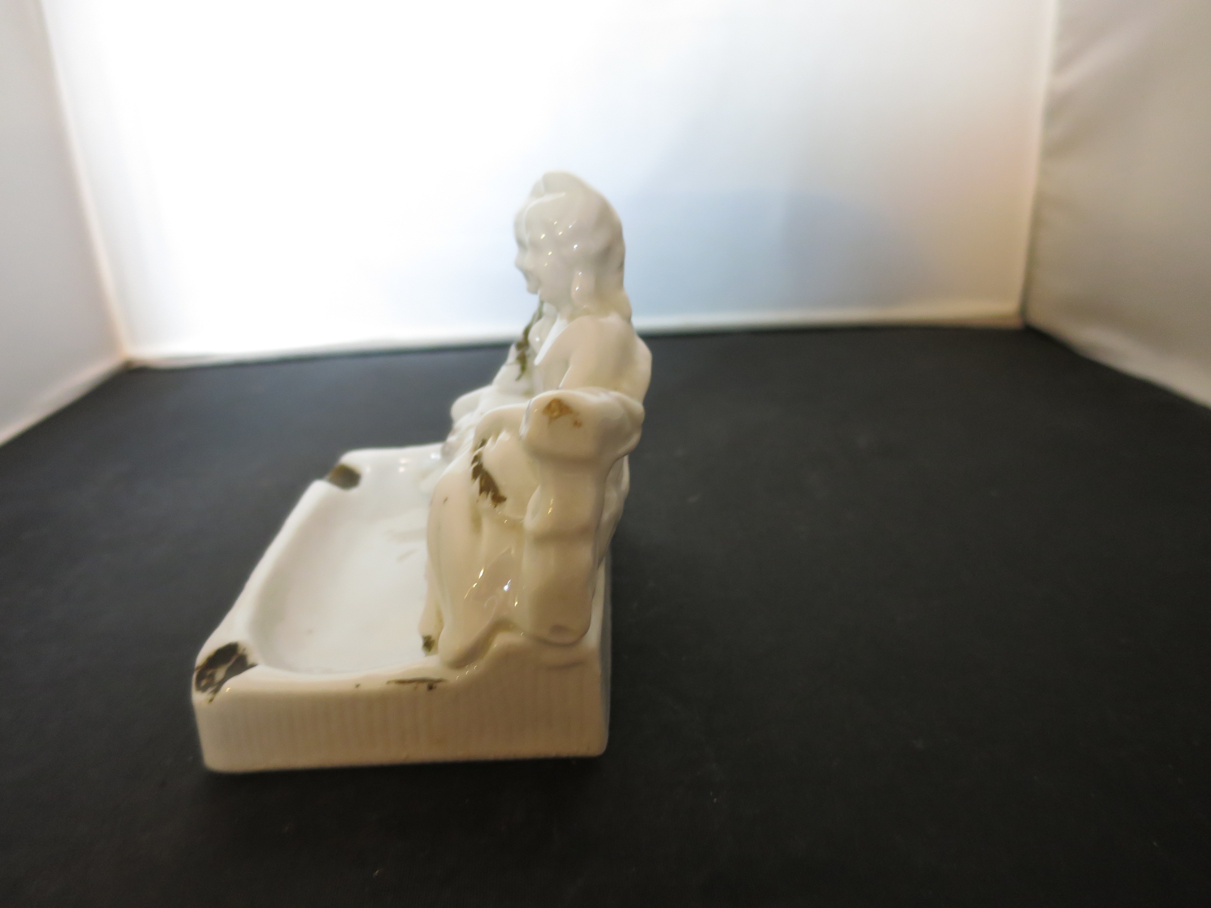 Vintage Victorian Couple Porcelain Ashtray Made in Japan