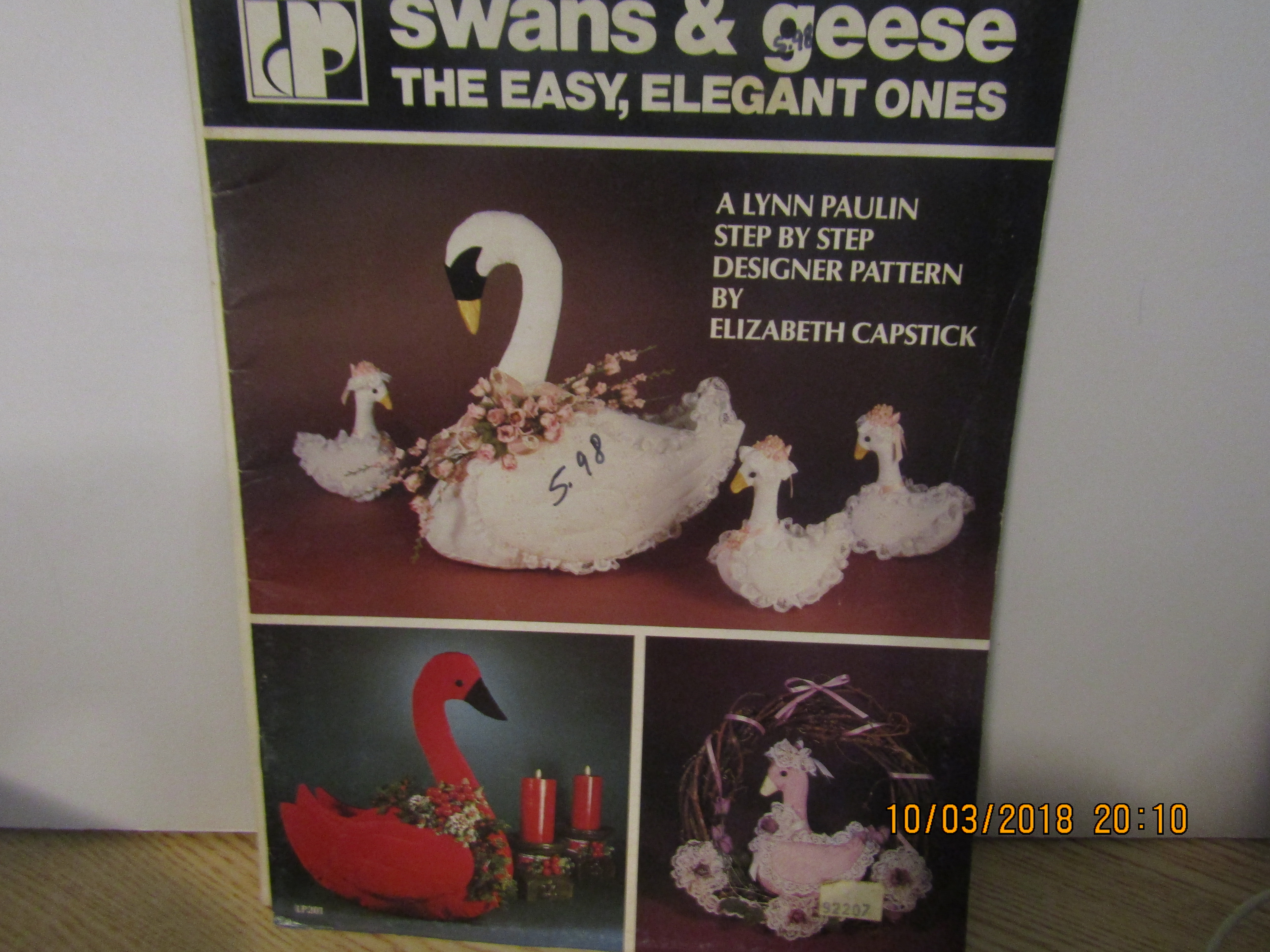Lynn Paulin's Swans & Geese Easy Elegant Ones #201