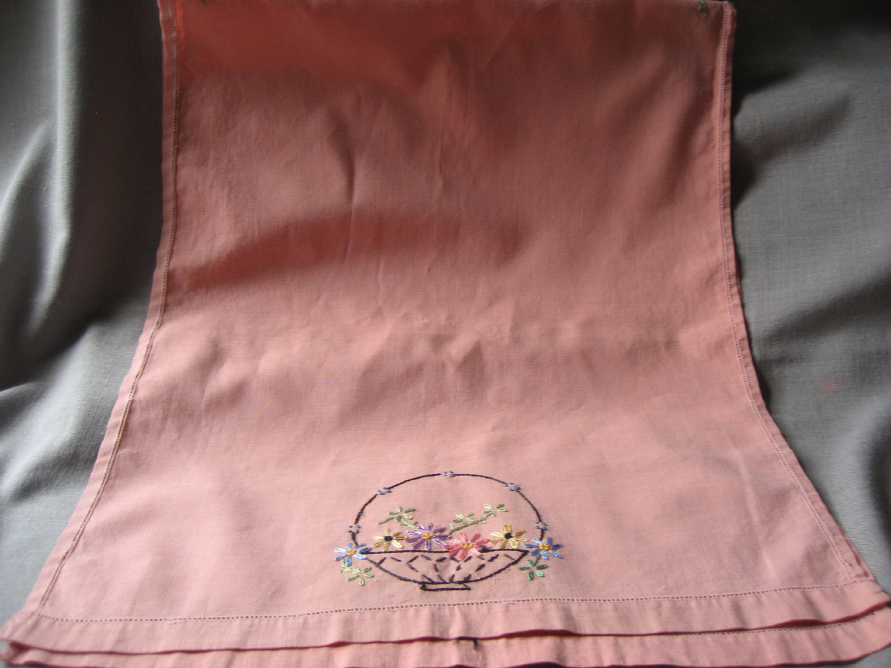 Embroidered Basker TAble Scarf
