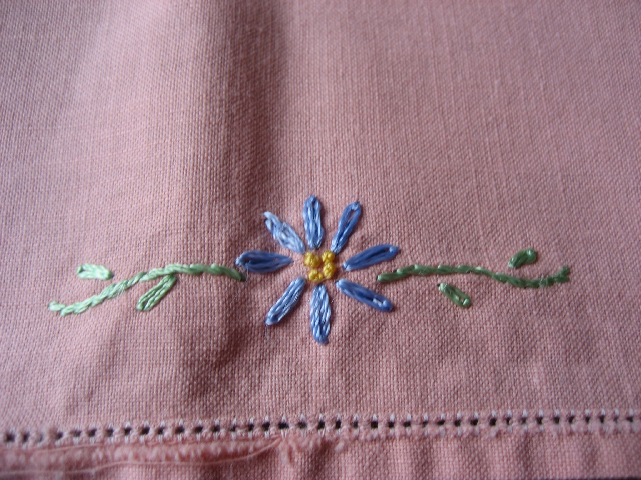 Embroidered Basker TAble Scarf