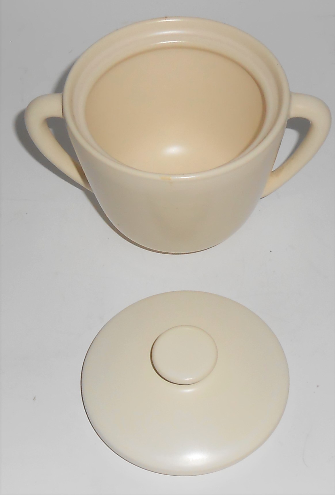 Catalina Pottery Rancho Ware Satin Ivory Sugar Bowl