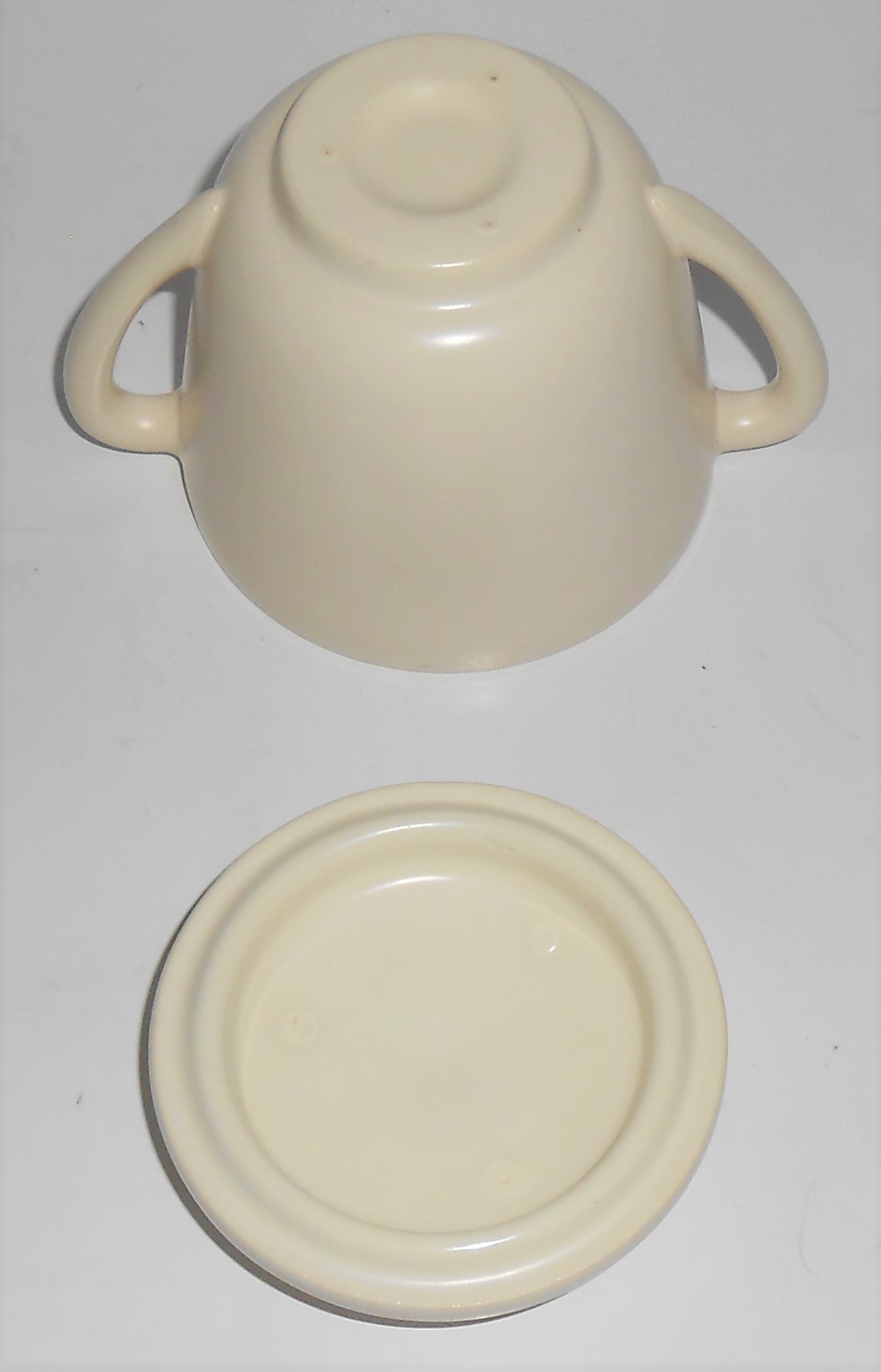 Catalina Pottery Rancho Ware Satin Ivory Sugar Bowl