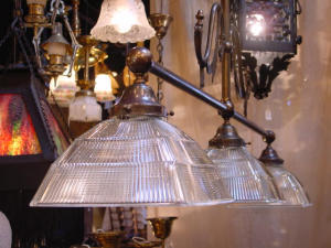 billiard light