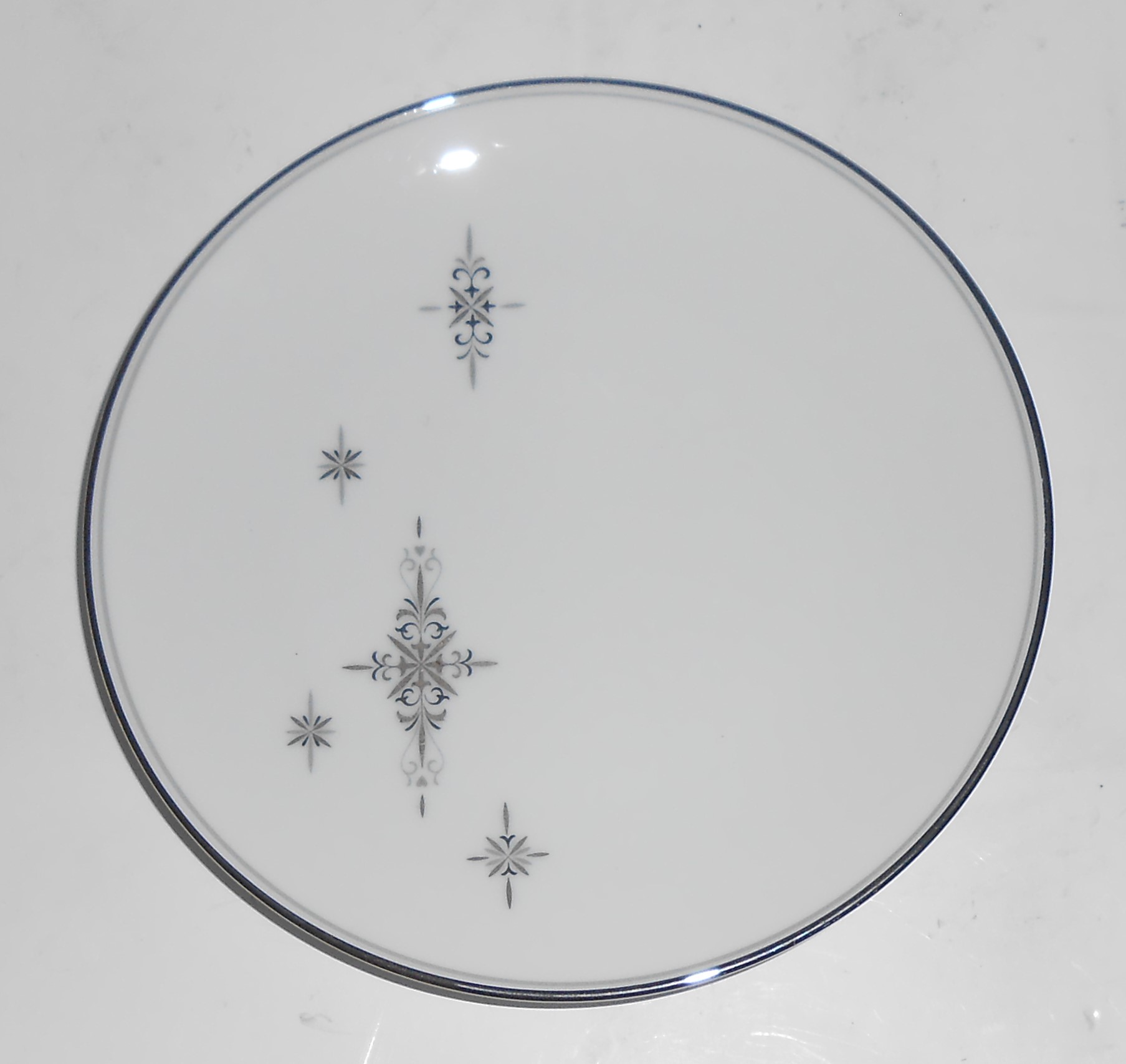 Noritake China Stella w/Platinum Bread Plate