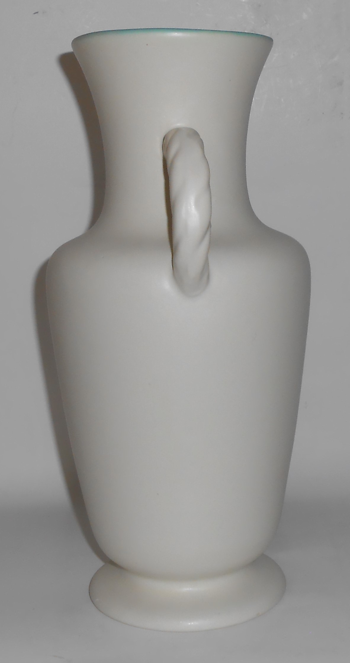 Coors Art Pottery Matte White / Matte Green Montrose #