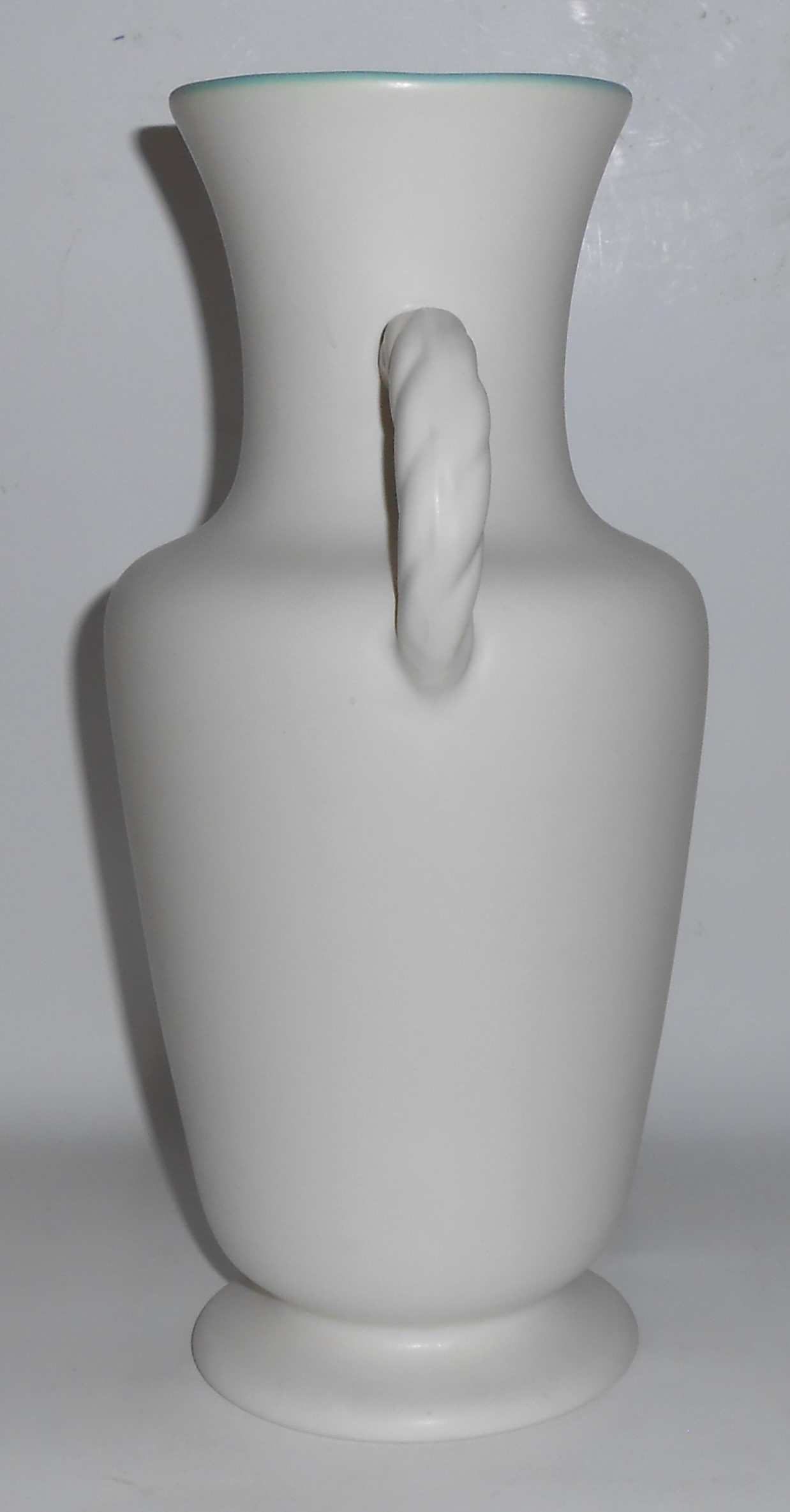 Coors Art Pottery Matte White / Matte Green Montrose #