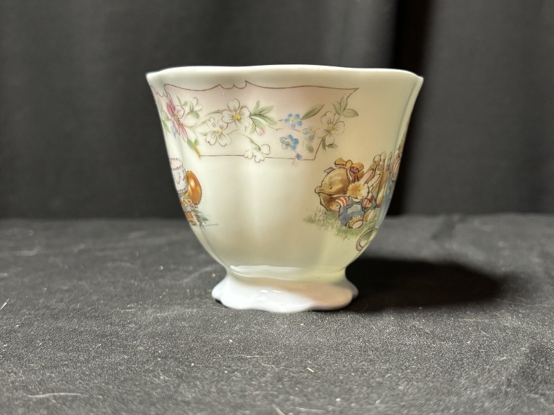 Royal Doulton Brambly Hedge The Birthday Teacup Saucer Set Vintage Bath Cubes ‘87