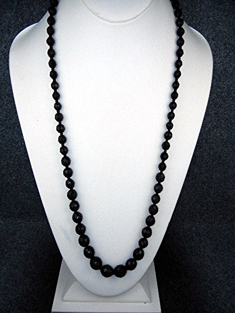 Black Faceted Glass Beads Necklace