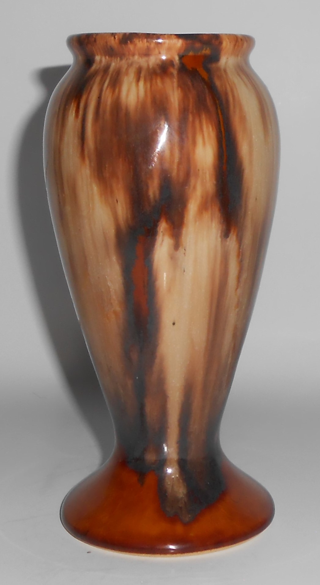 Brush McCoy Pottery Brown Onyx #745 Vase 1939 Golden Ga