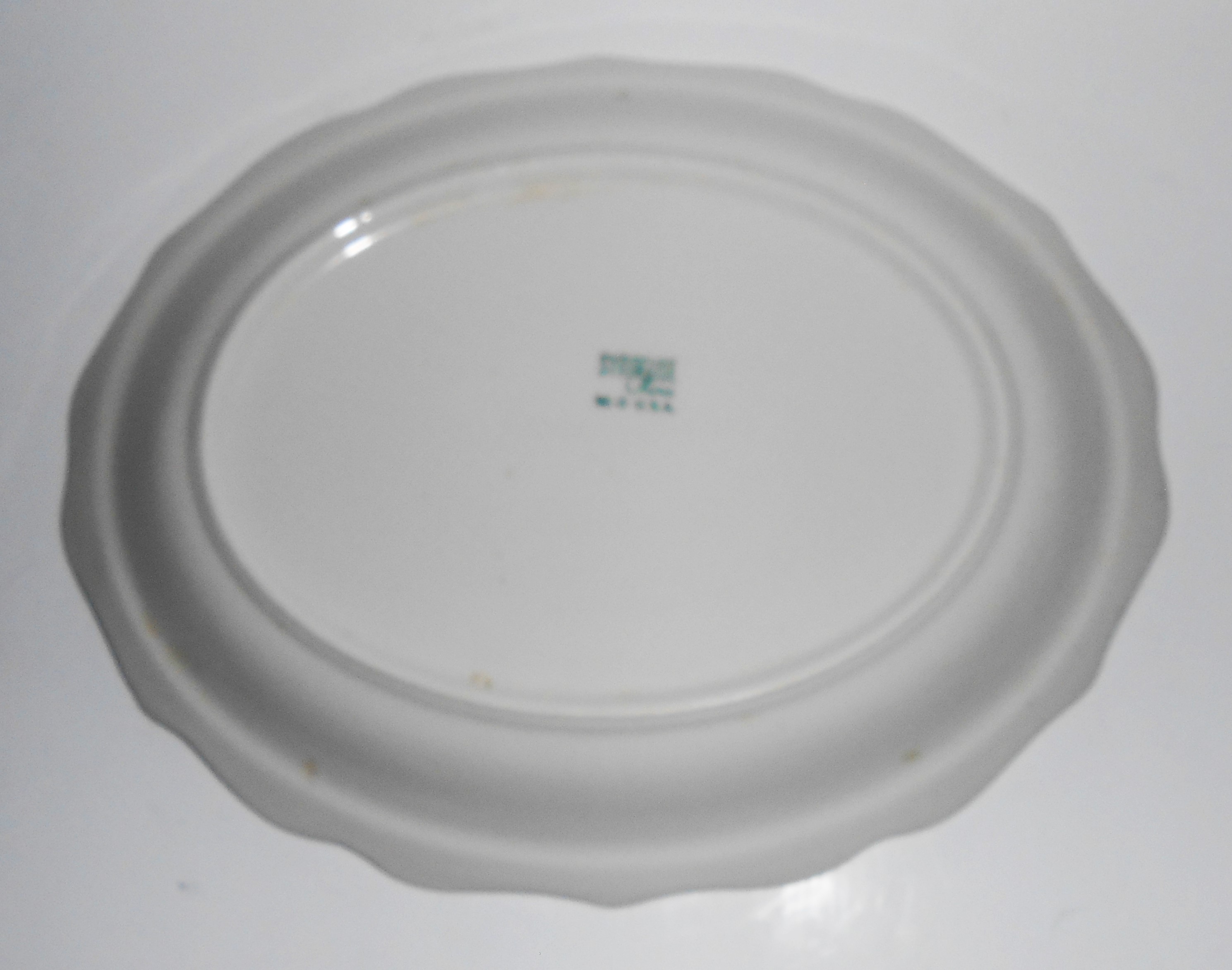 Syracuse China Restaurant Ware Leaves Platter