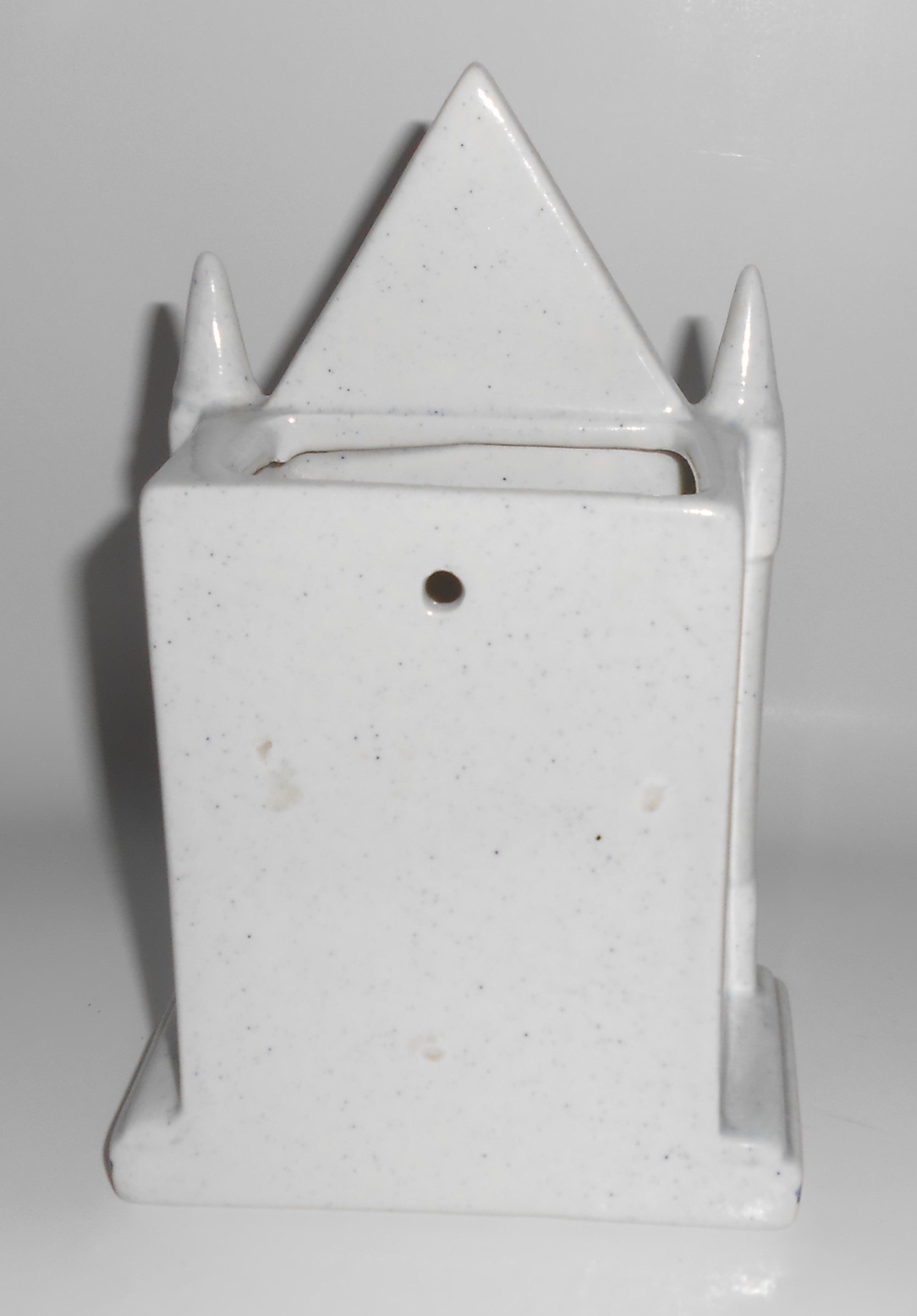 Metlox Pottery Poppy Trail Provincial Blue Steeple Cloc
