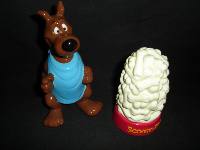 Scooby Doo Salt and Pepper Shaker Set