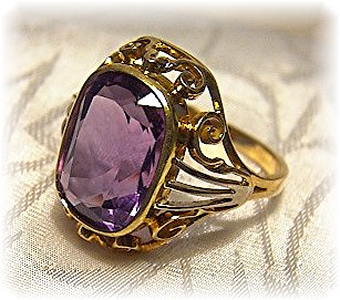 Ring 18K 4ct Square Faceted Amethyst