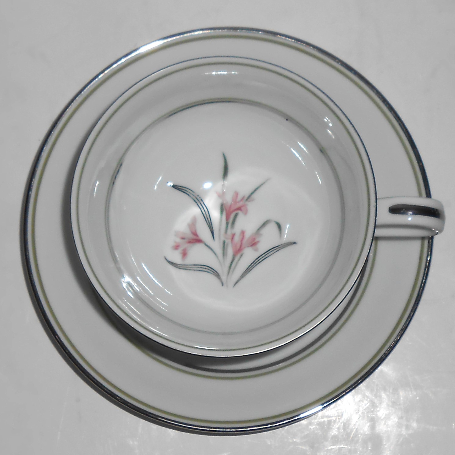 Noritake China Kent w/Platinum Pink Flowers Cup & Sauce