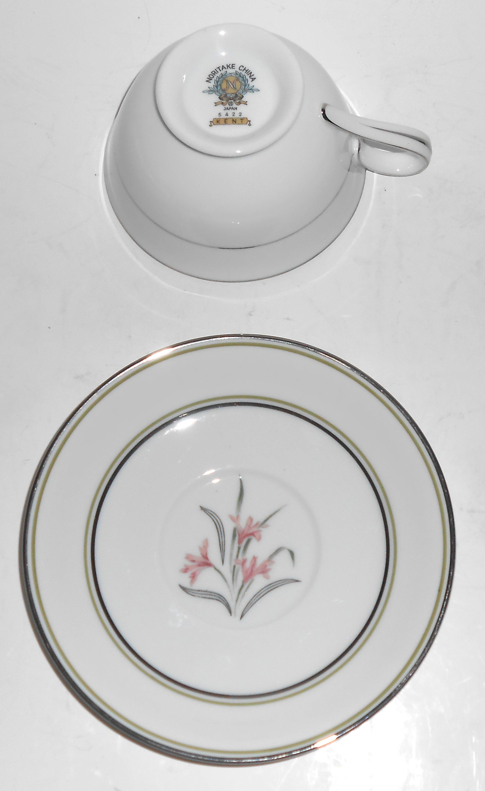 Noritake China Kent w/Platinum Pink Flowers Cup & Sauce