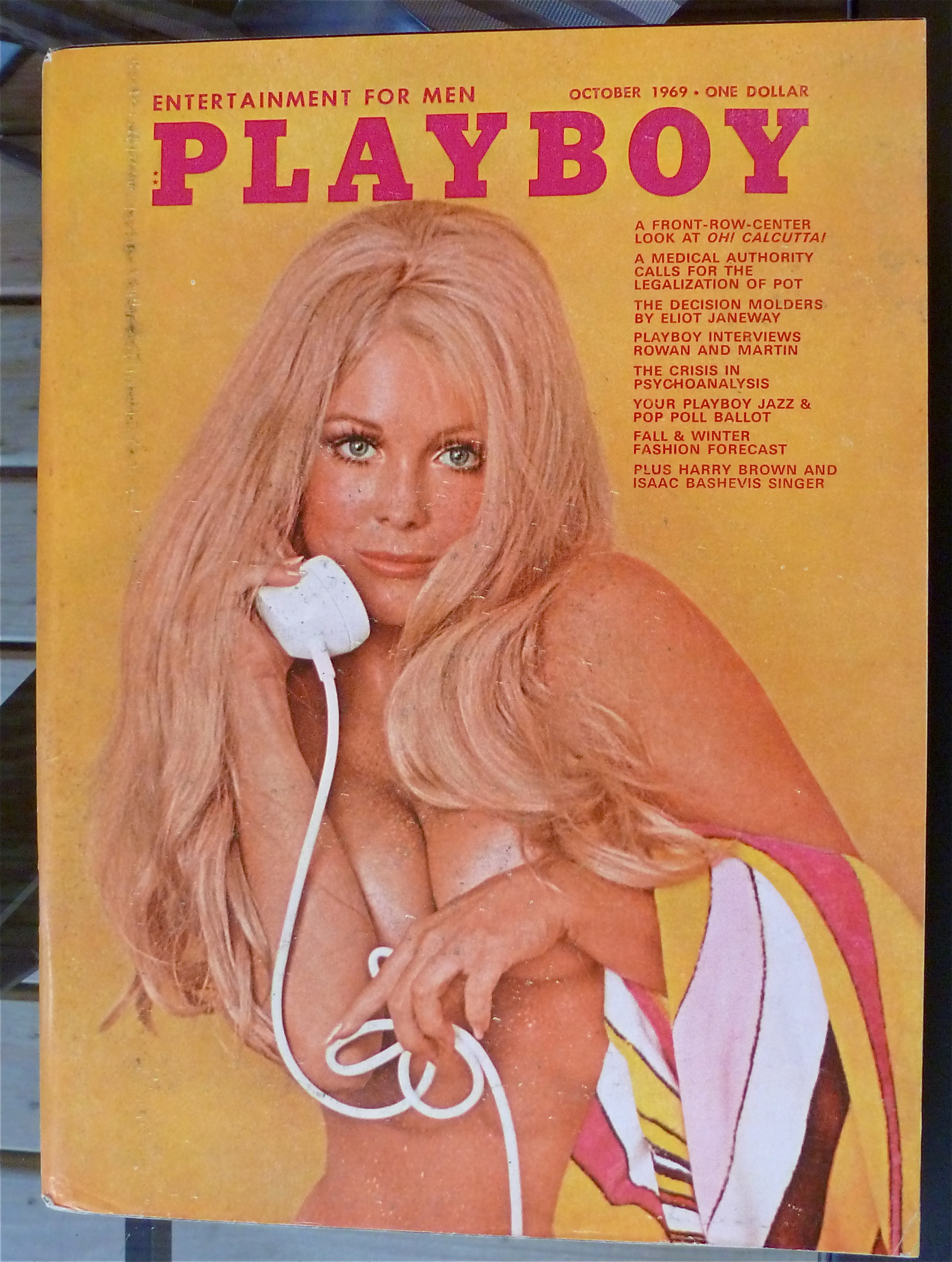 Playboy Magazine-October 1969-Jean Bell